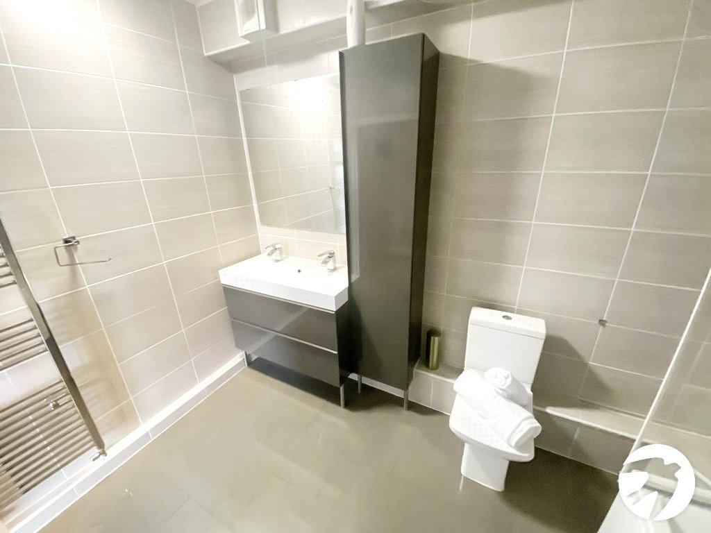 2 bedroom property to rent in Maidstone | Robinson Michael & Jackson