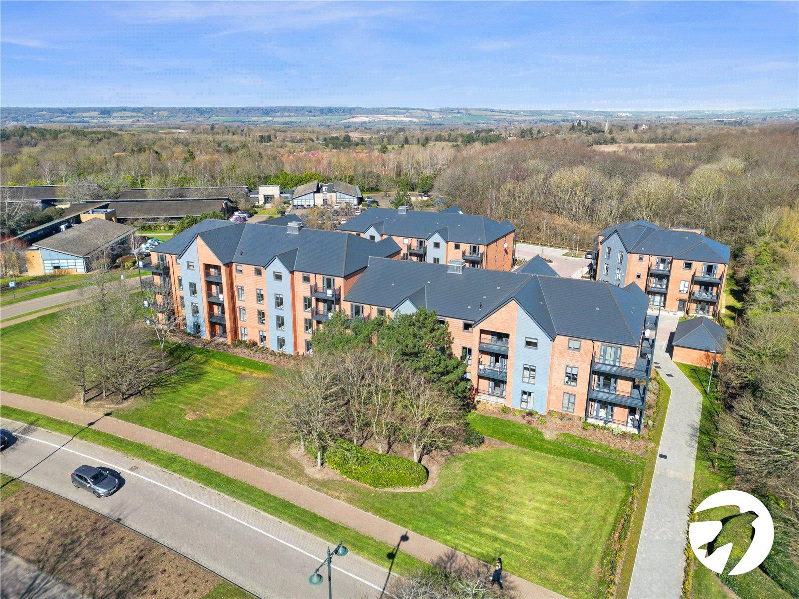 2 bedroom property to rent in Kings Hill | Robinson Michael & Jackson