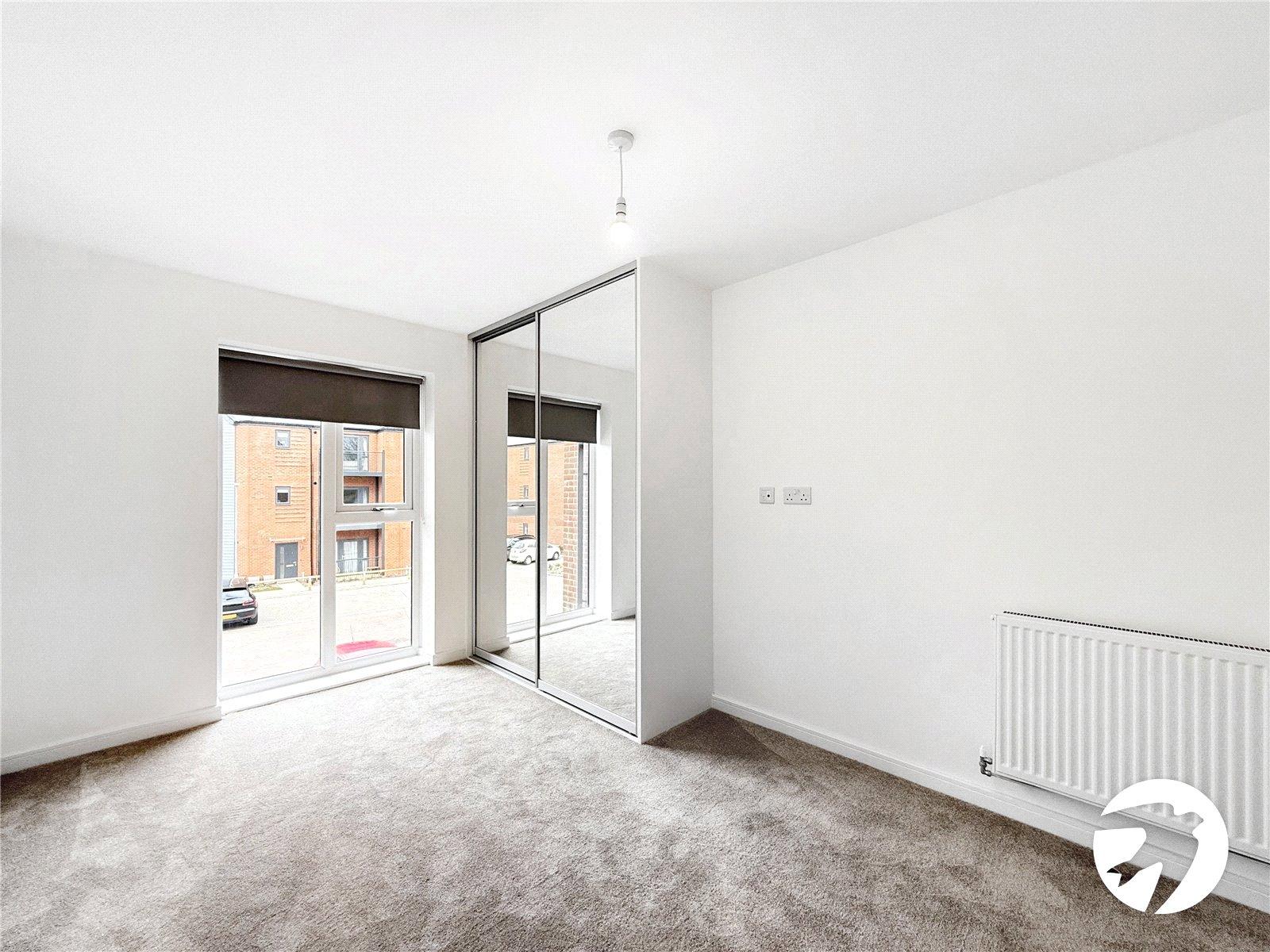 2 bedroom property to rent in Kings Hill | Robinson Michael & Jackson