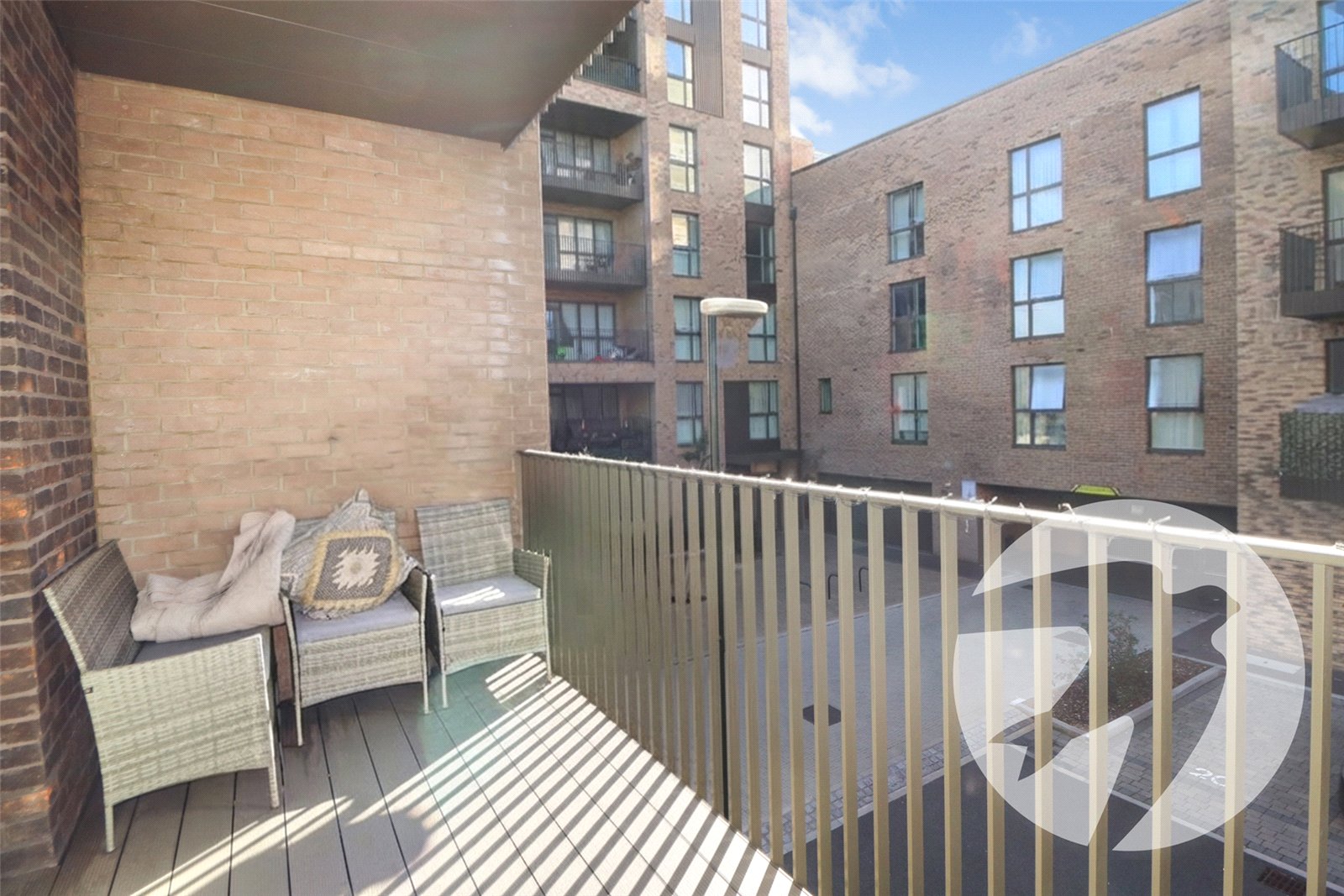 2 bedroom property for sale in  | Robinson Jackson