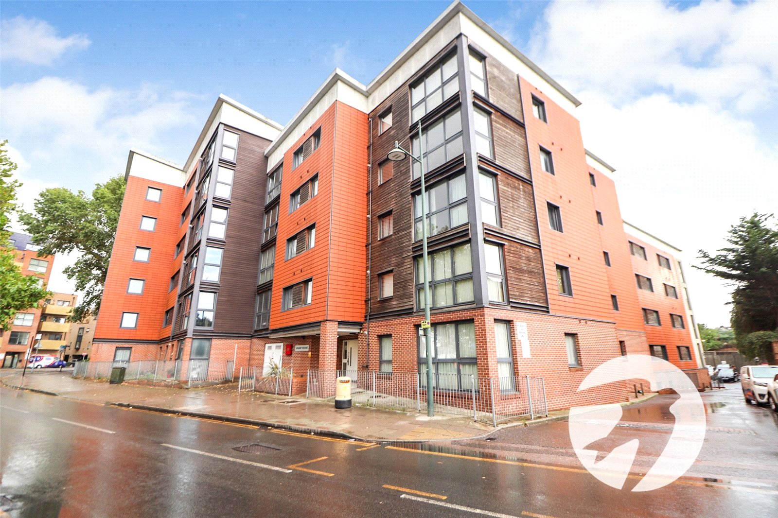 2 bedroom property for sale in  | Robinson Jackson