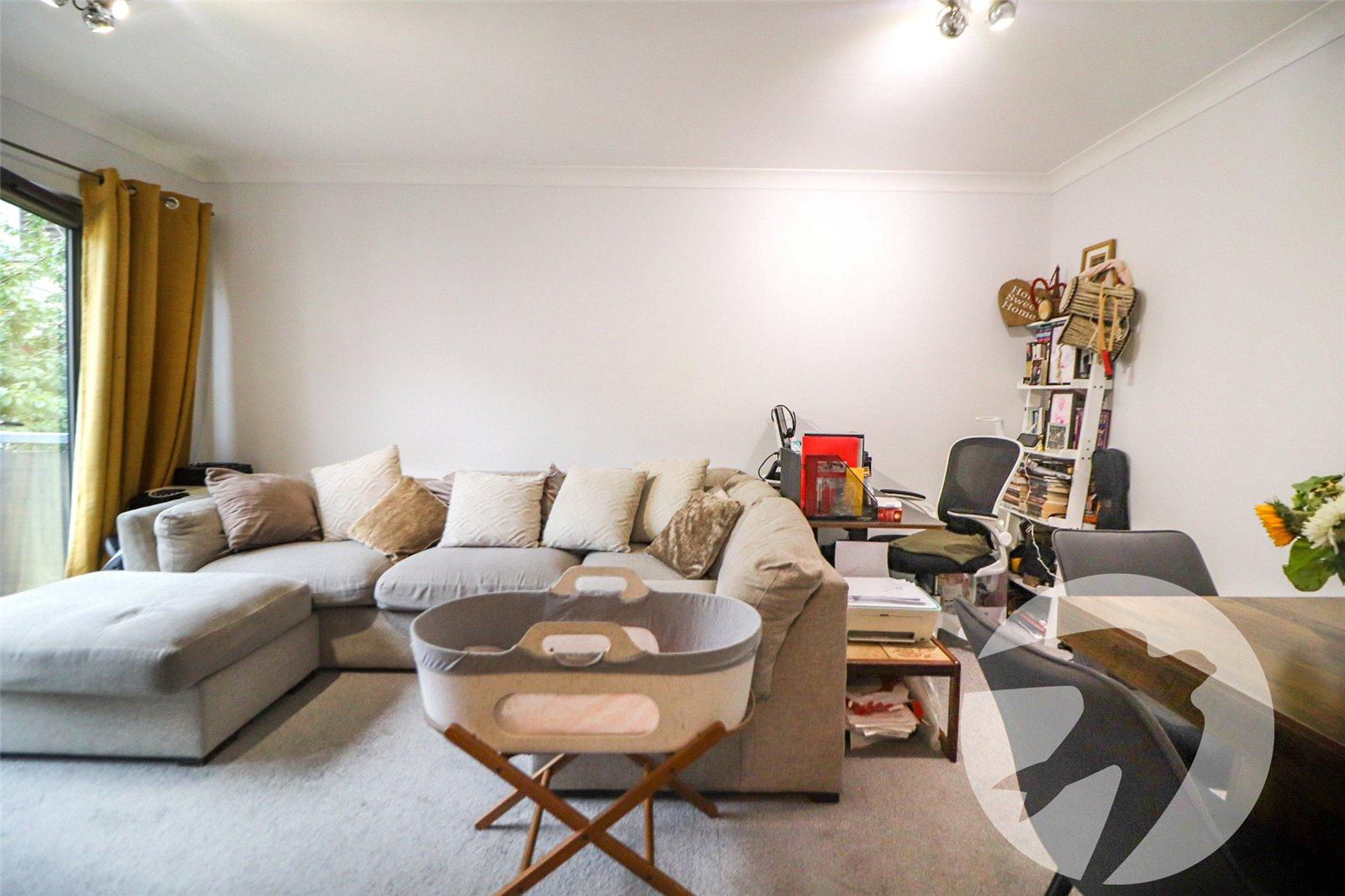 2 bedroom property for sale in Erith | Robinson Jackson