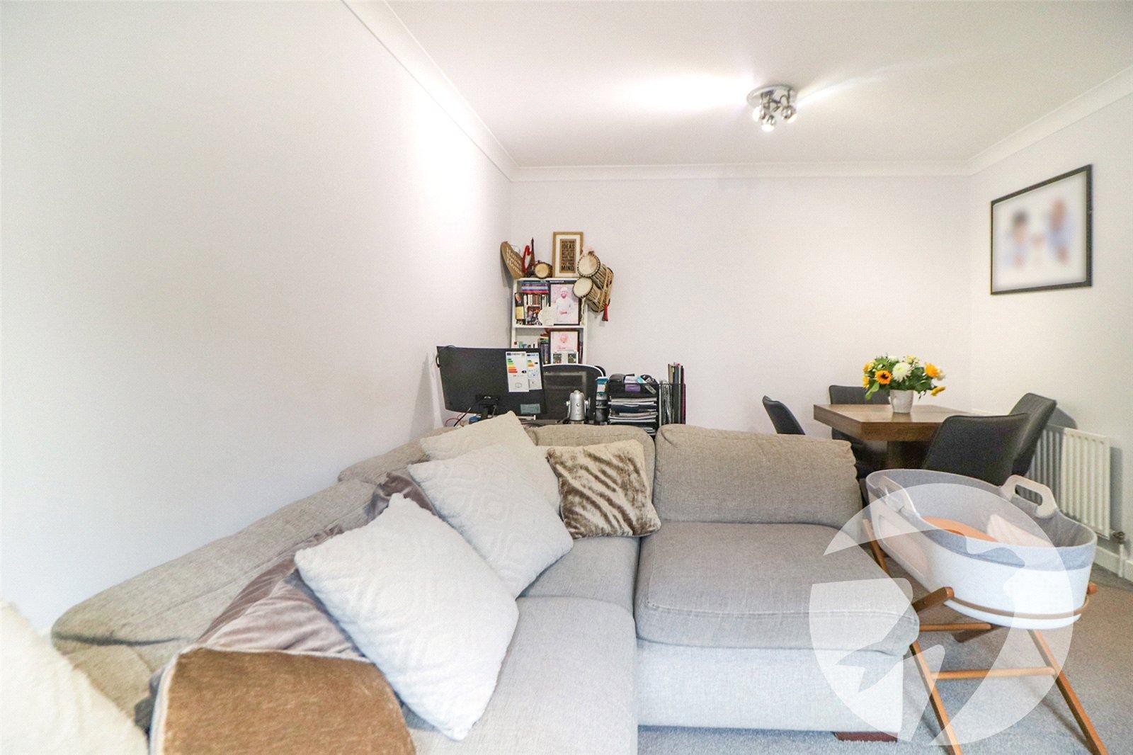 2 bedroom property for sale in Erith | Robinson Jackson