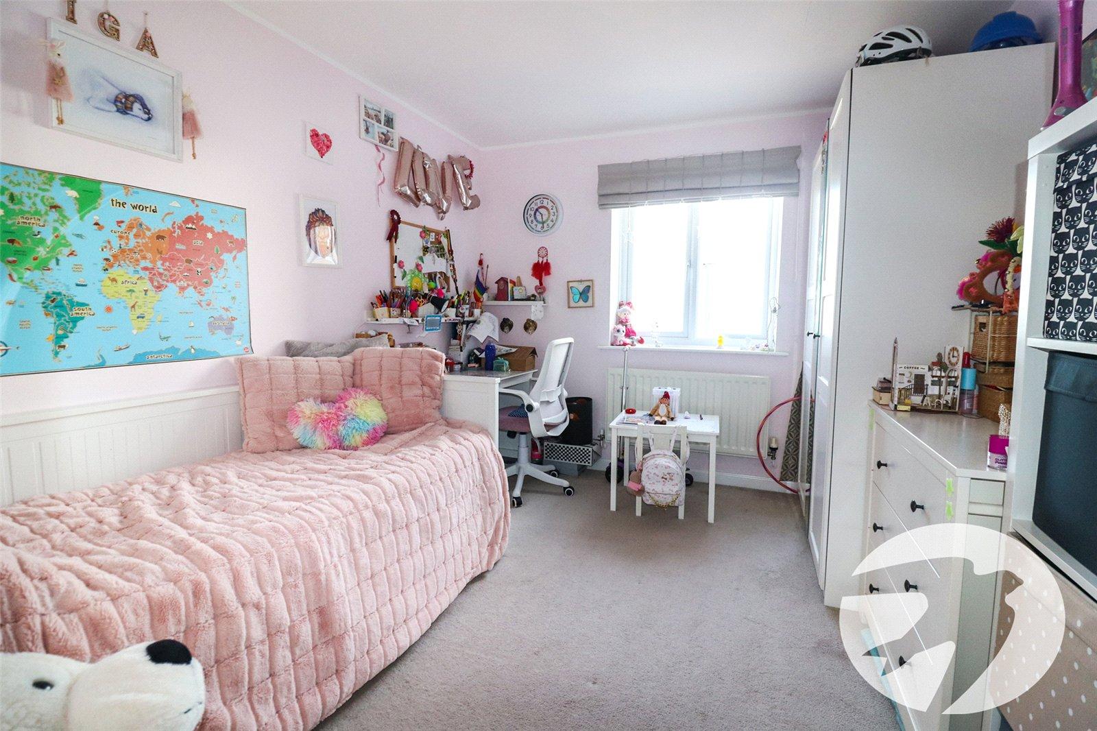 2 bedroom property for sale in Chichester Wharf | Robinson Jackson