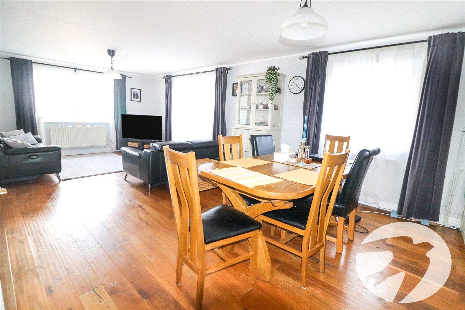 2 bedroom property for sale in Chichester Wharf | Robinson Jackson