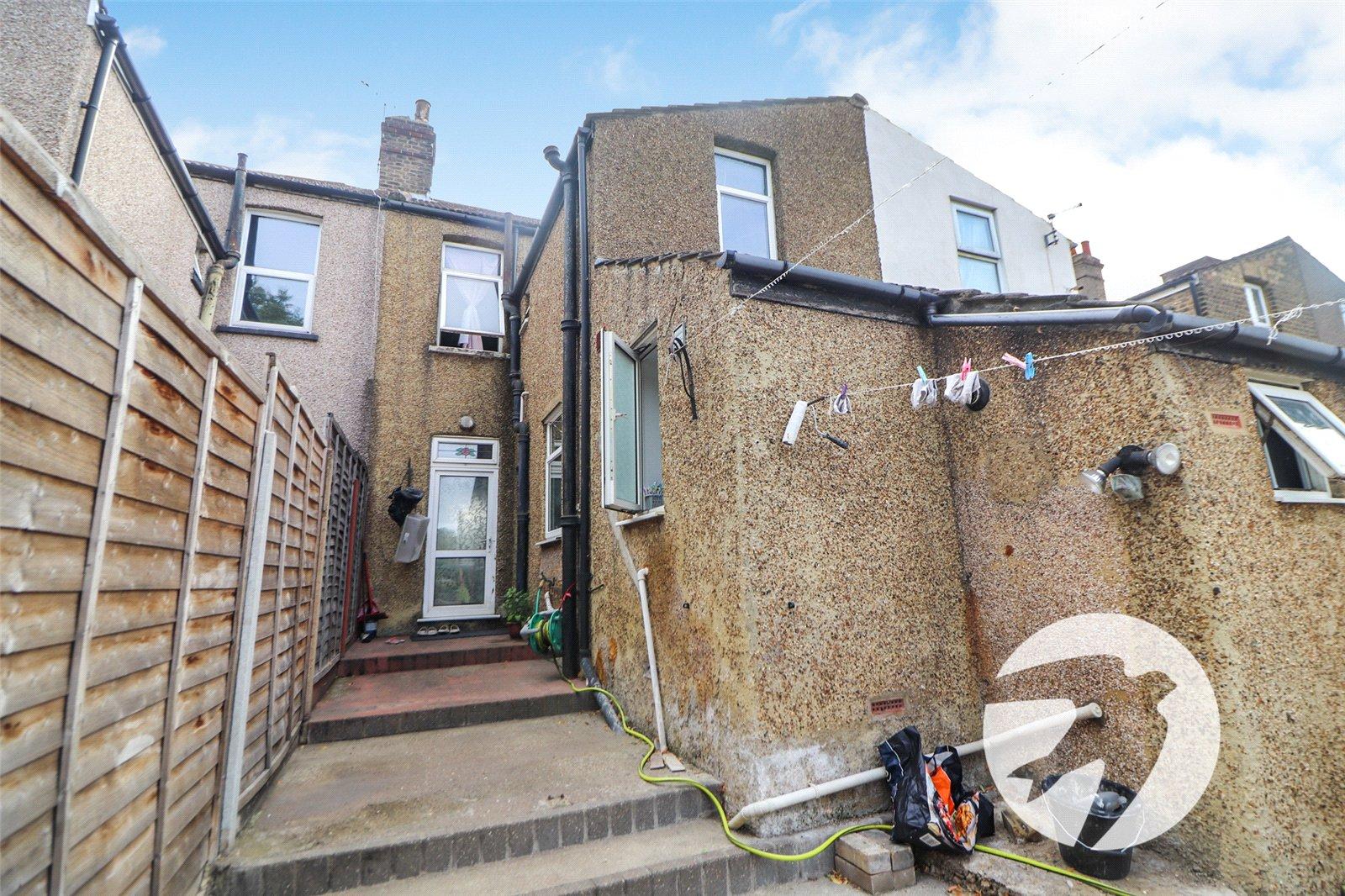 3 bedroom house for sale in Erith | Robinson Jackson