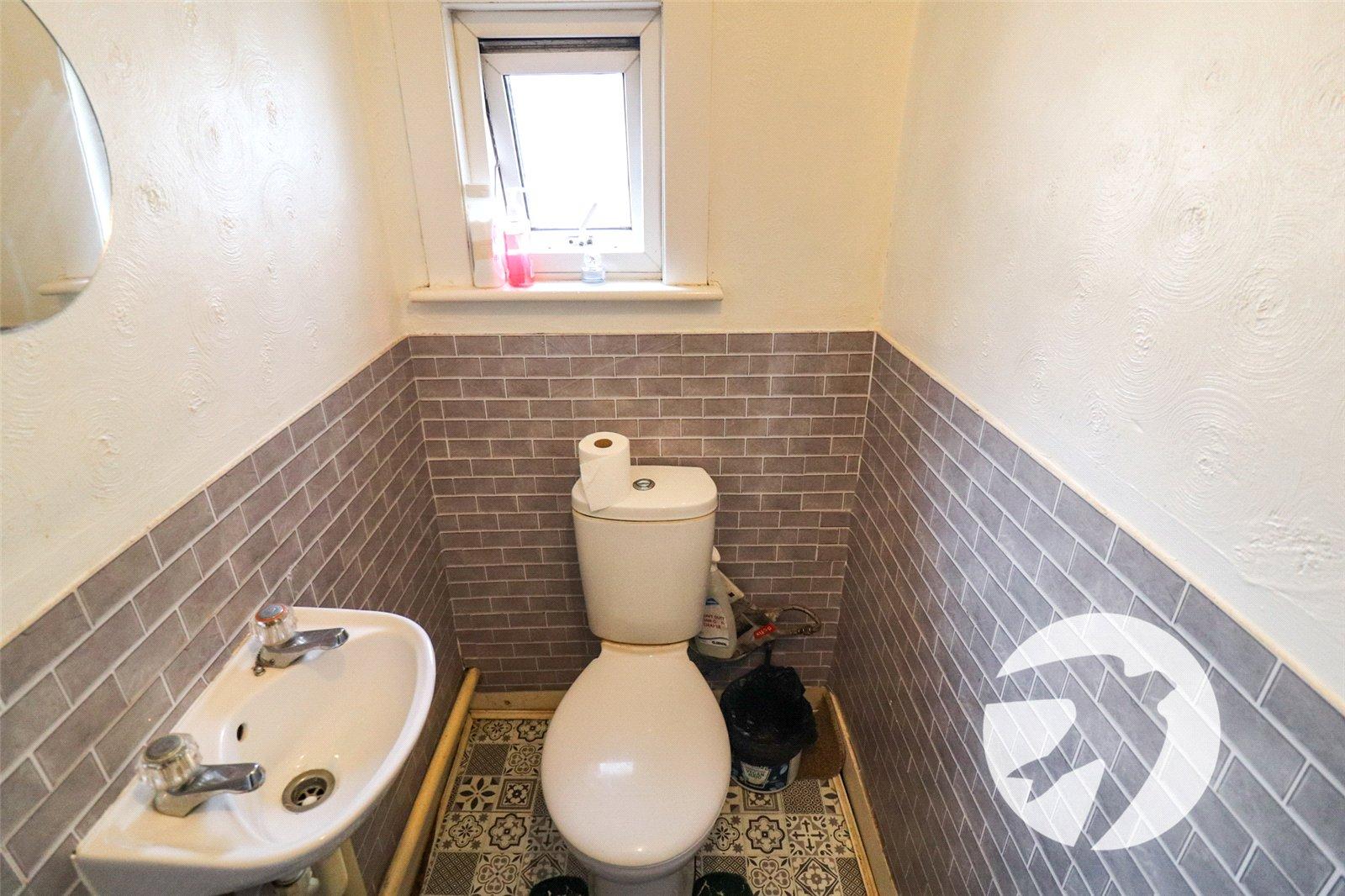 3 bedroom house for sale in Erith | Robinson Jackson
