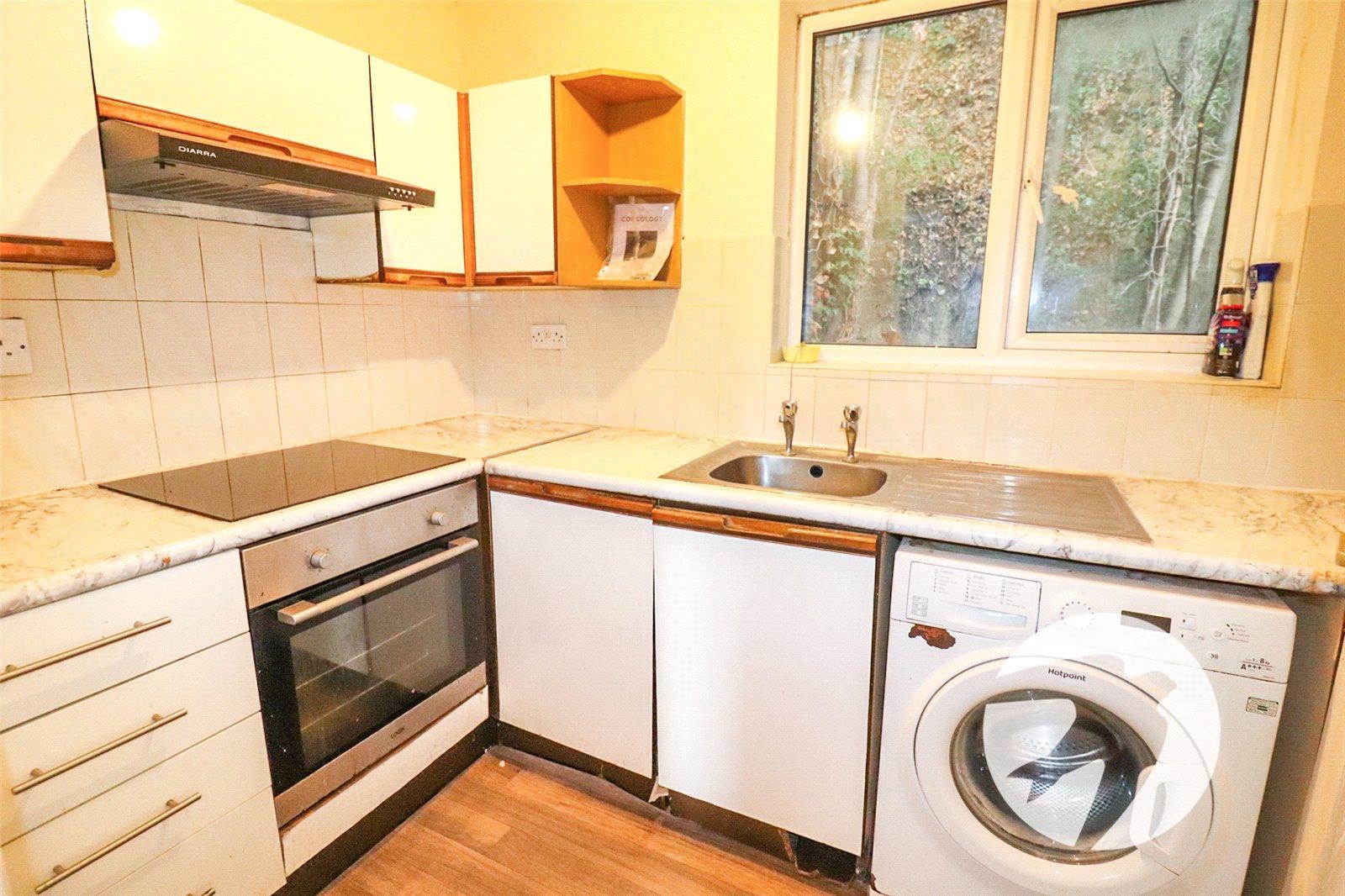 2 bedroom property for sale in Erith | Robinson Jackson