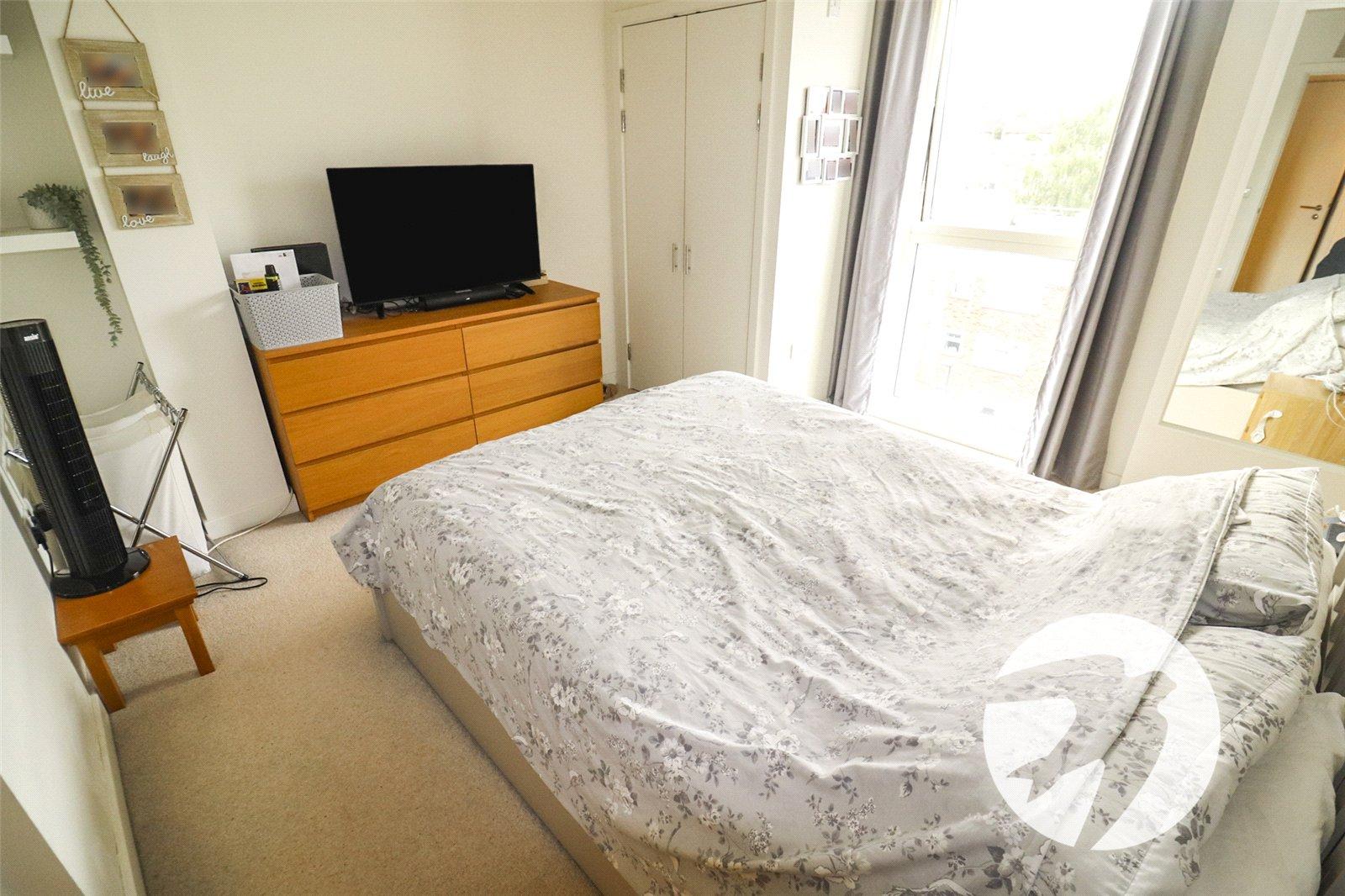 2 bedroom property for sale in Erith | Robinson Jackson