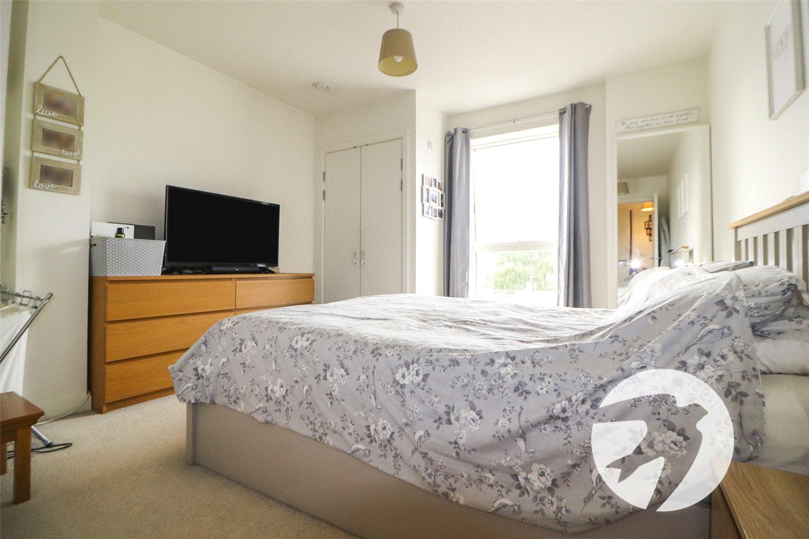 2 bedroom property for sale in Erith | Robinson Jackson