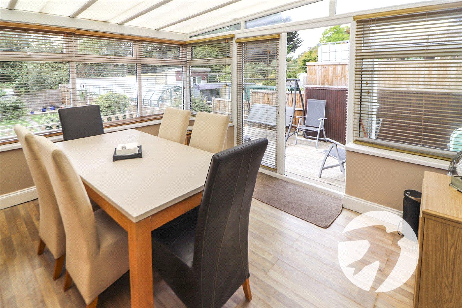 2 bedroom bungalow for sale in Bexleyheath | Robinson Jackson