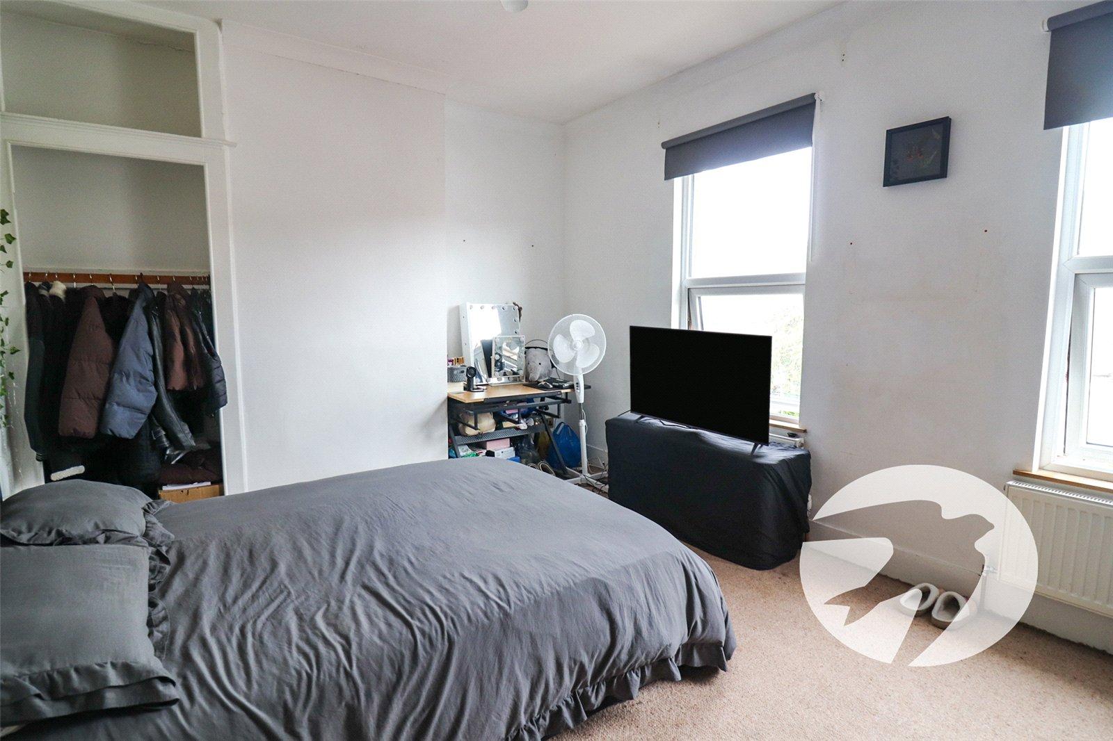 3 bedroom house for sale in Erith | Robinson Jackson