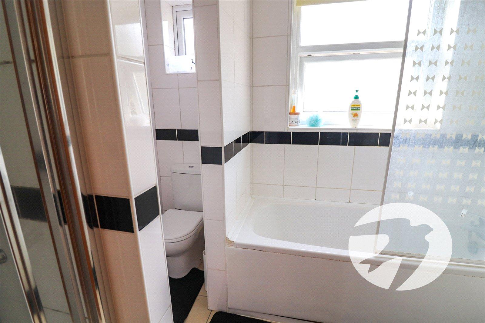 3 bedroom house for sale in Erith | Robinson Jackson