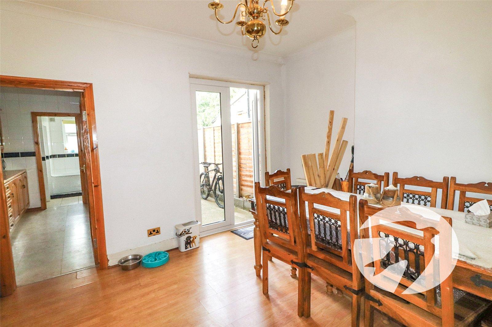 3 bedroom house for sale in Erith | Robinson Jackson
