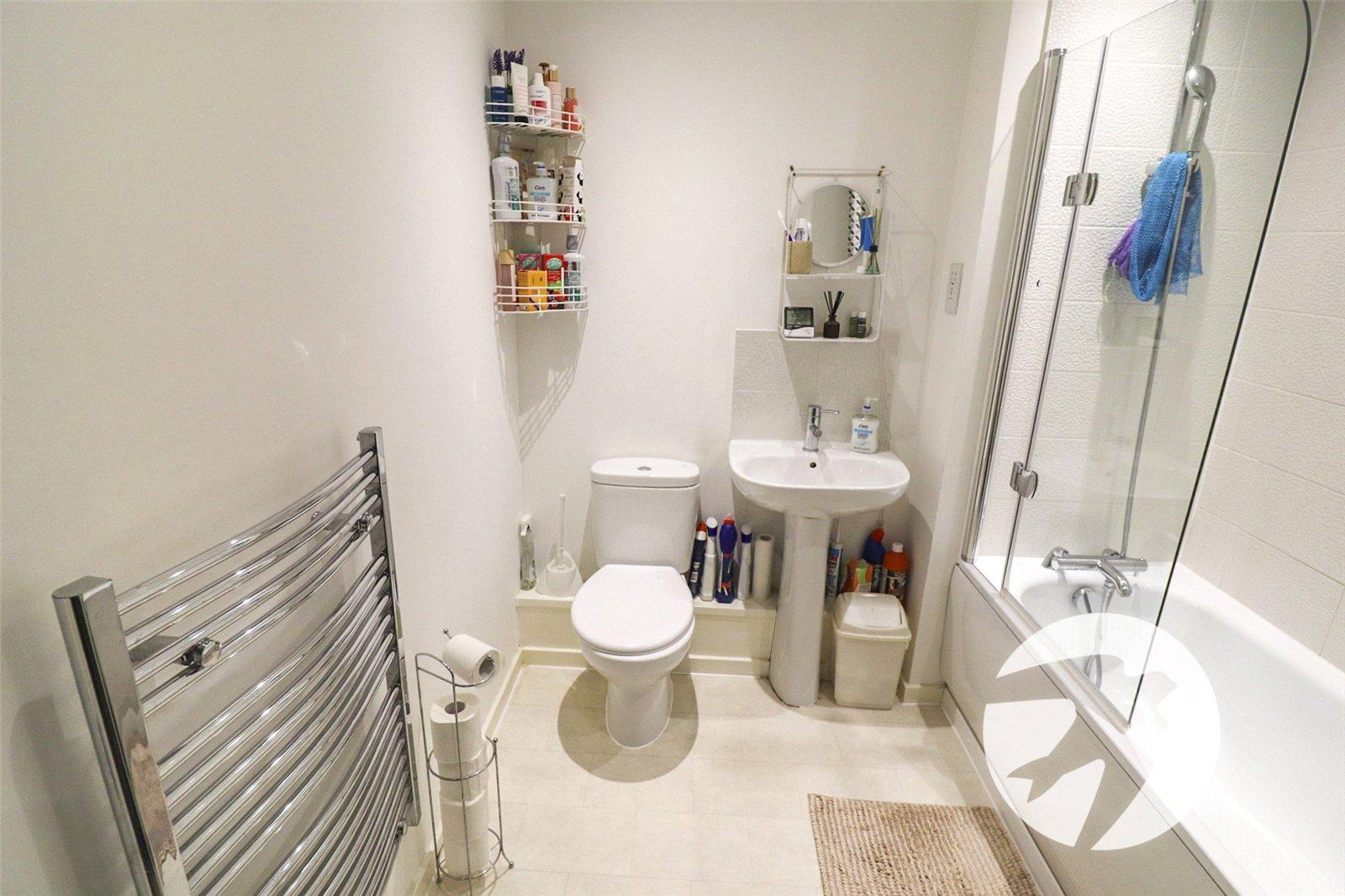 2 bedroom property for sale in Erith | Robinson Jackson