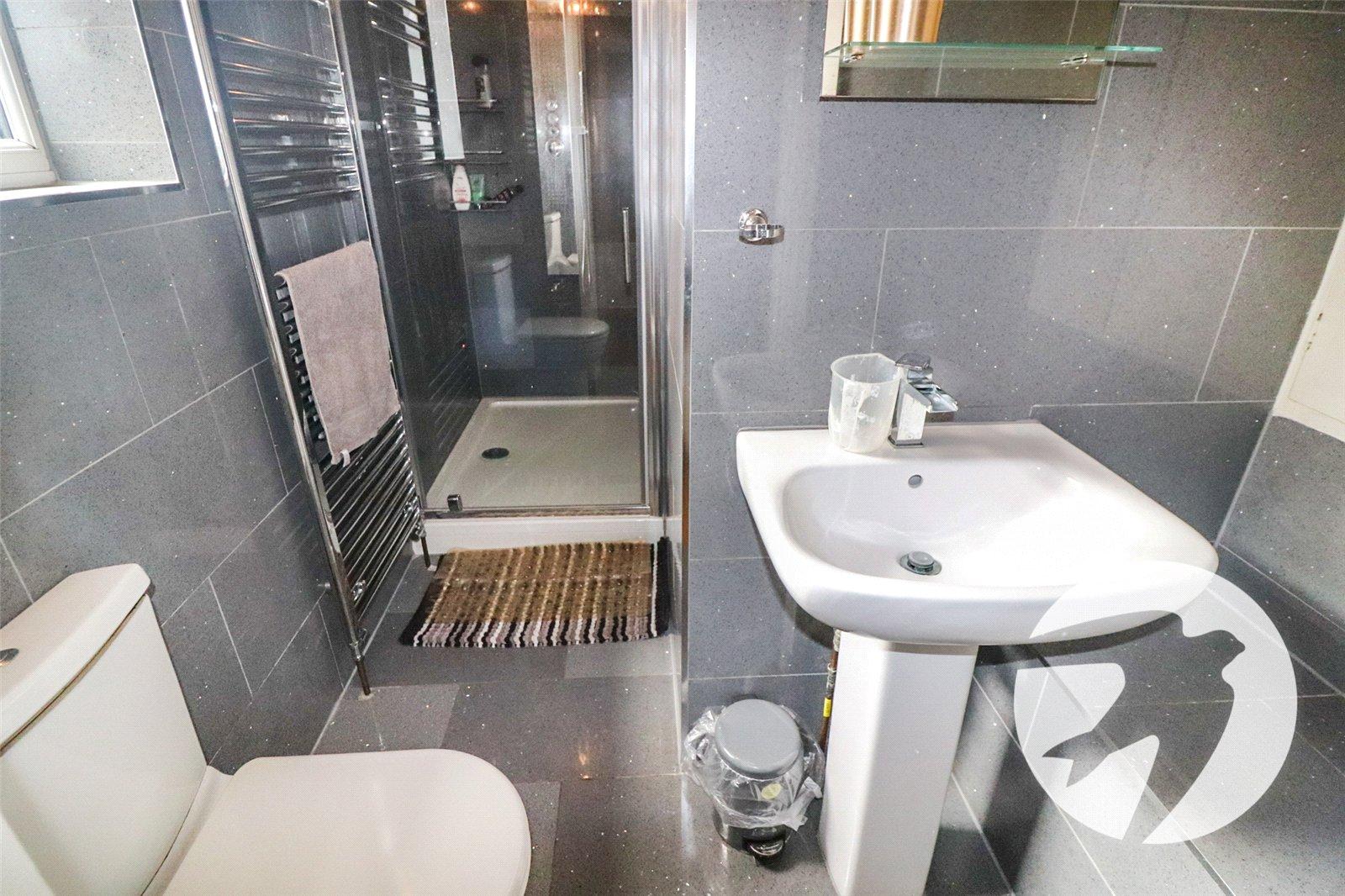 4 bedroom house for sale in Erith | Robinson Jackson
