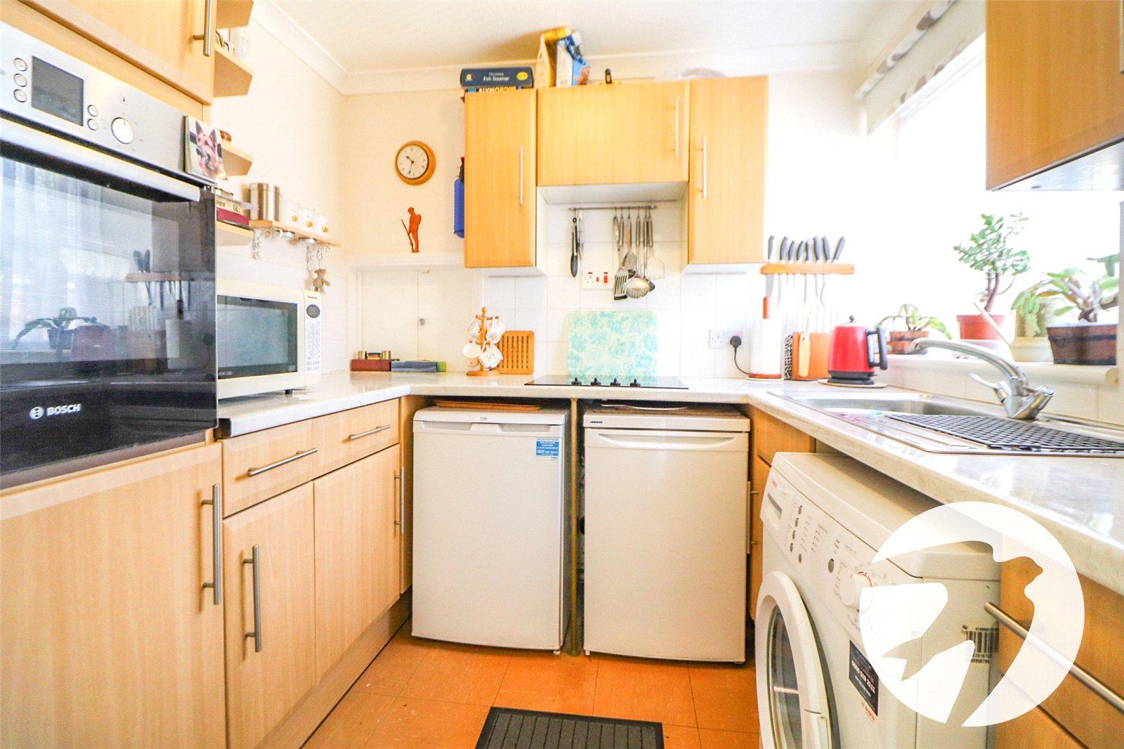 2 bedroom bungalow for sale in Erith | Robinson Jackson