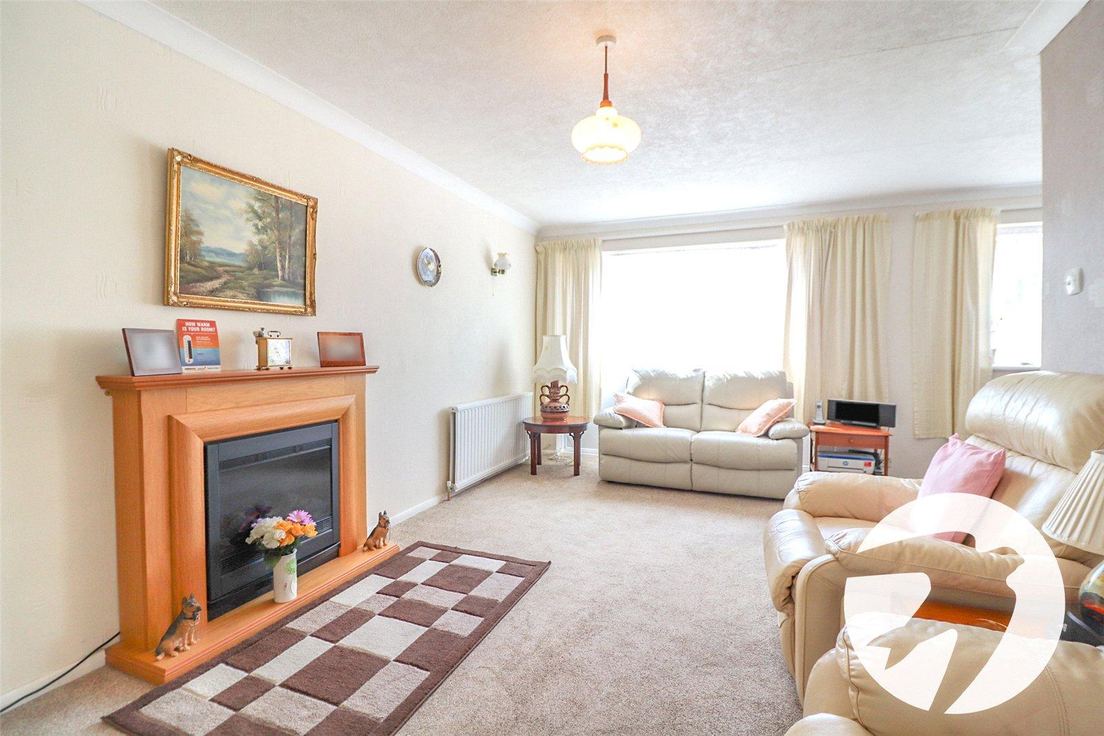 2 bedroom bungalow for sale in Erith | Robinson Jackson
