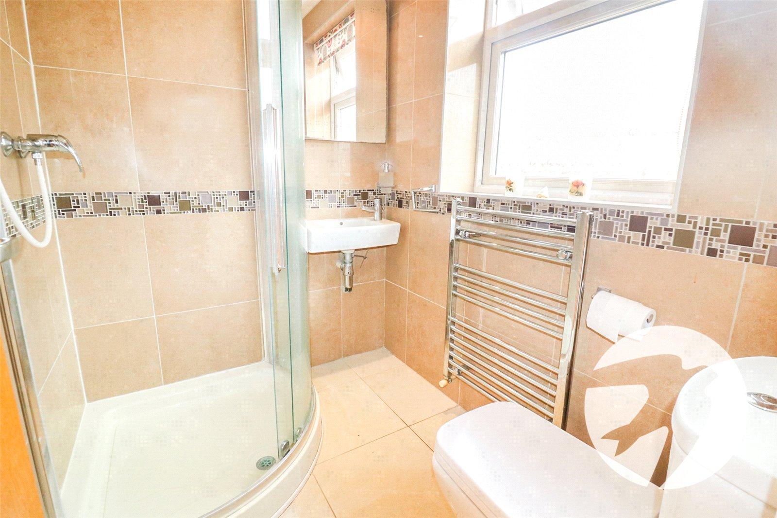 3 bedroom bungalow for sale in Bexleyheath | Robinson Jackson