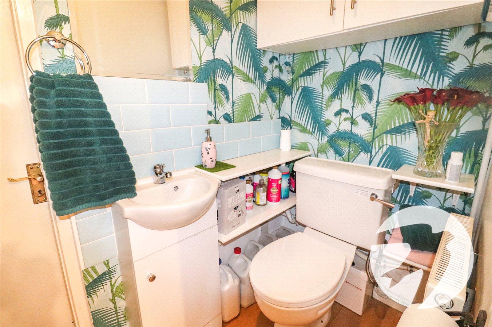 4 bedroom house for sale in Erith (Bexleyheath Borders) | Robinson Jackson