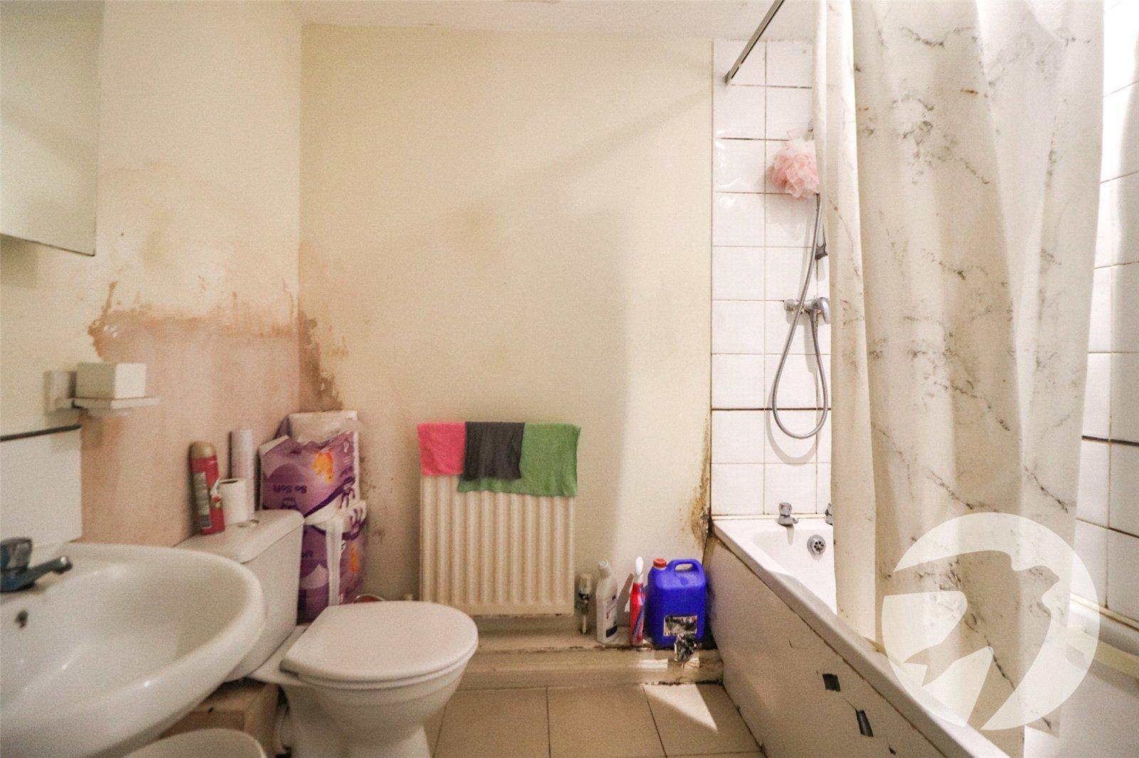 2 bedroom property for sale in Erith | Robinson Jackson
