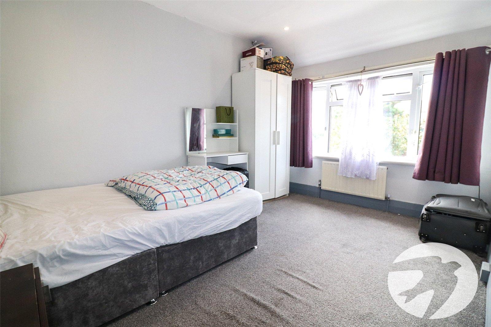 3 bedroom house for sale in Northumberland Heath | Robinson Jackson