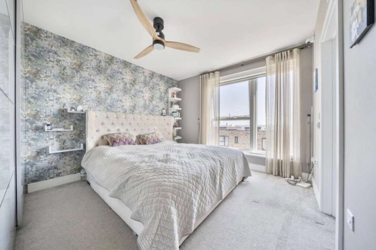 3 bedroom house for sale in Erith | Robinson Jackson
