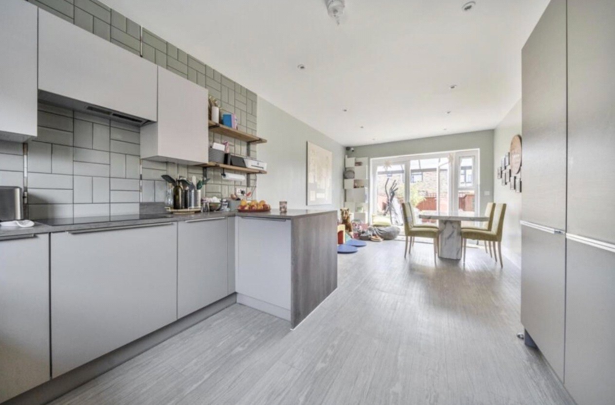 3 bedroom house for sale in Erith | Robinson Jackson