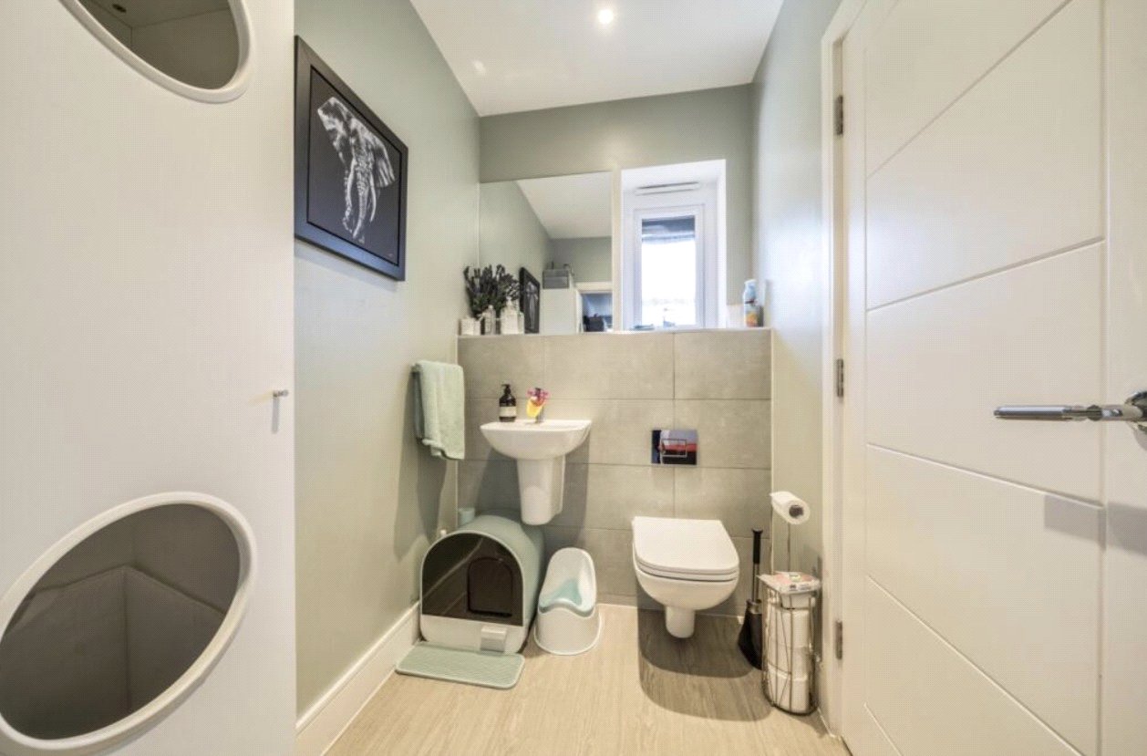 3 bedroom house for sale in Erith | Robinson Jackson