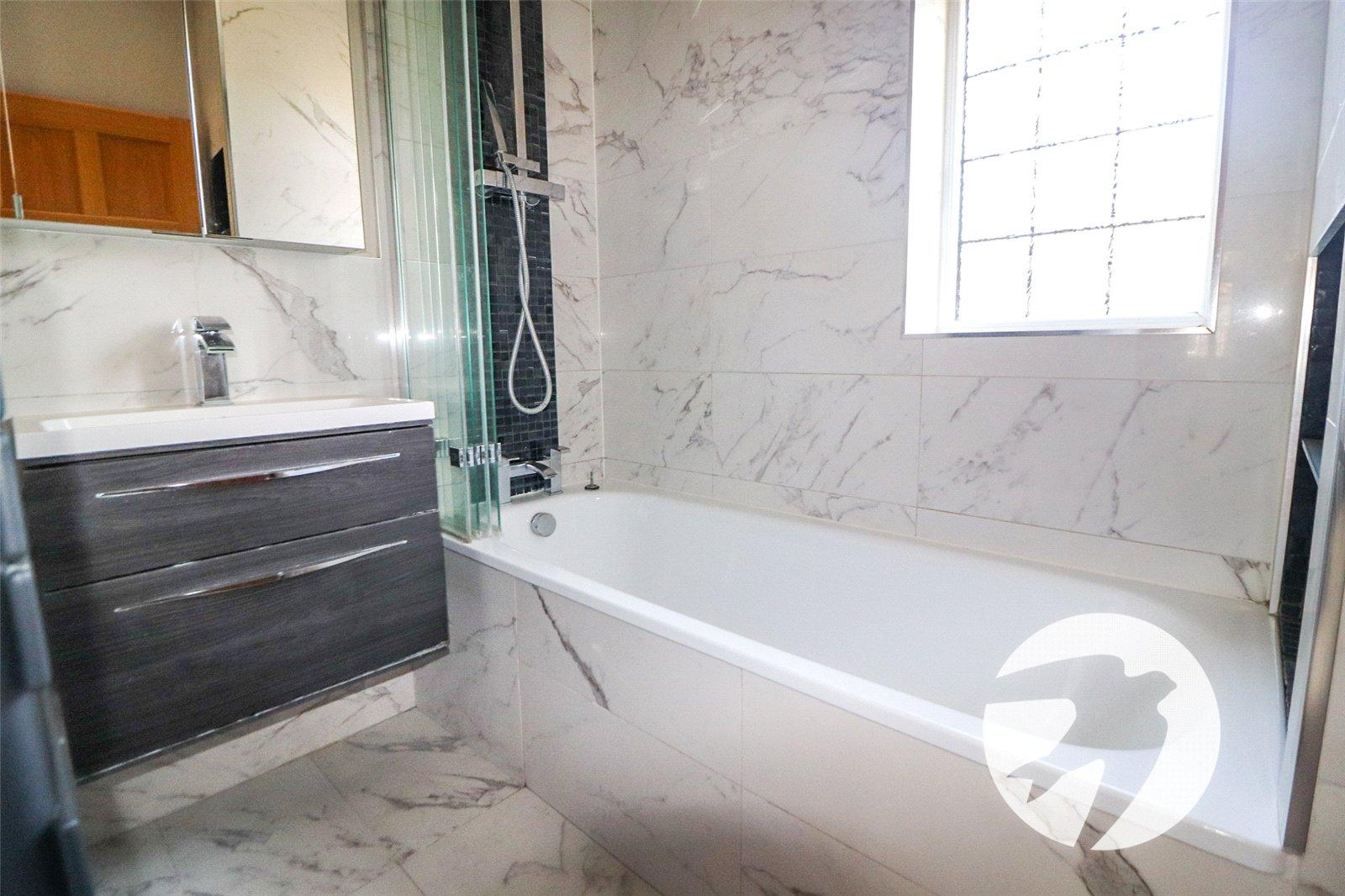 4 bedroom house for sale in Northumberland Heath | Robinson Jackson