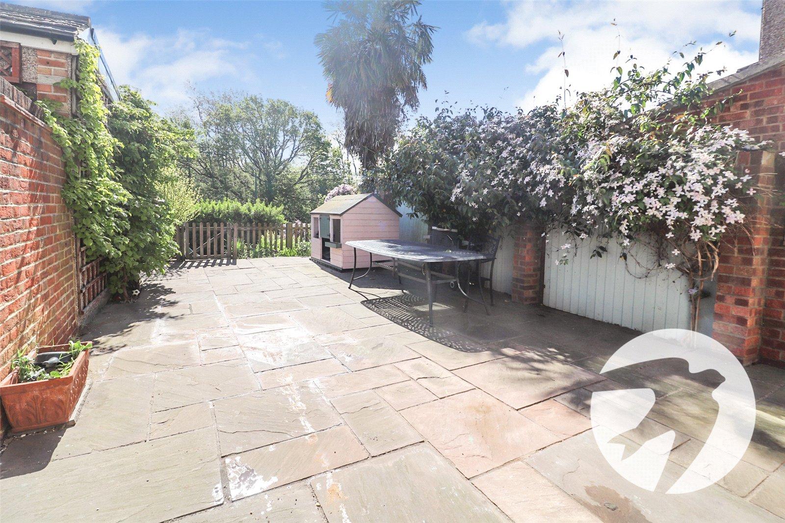 4 bedroom house for sale in Northumberland Heath | Robinson Jackson