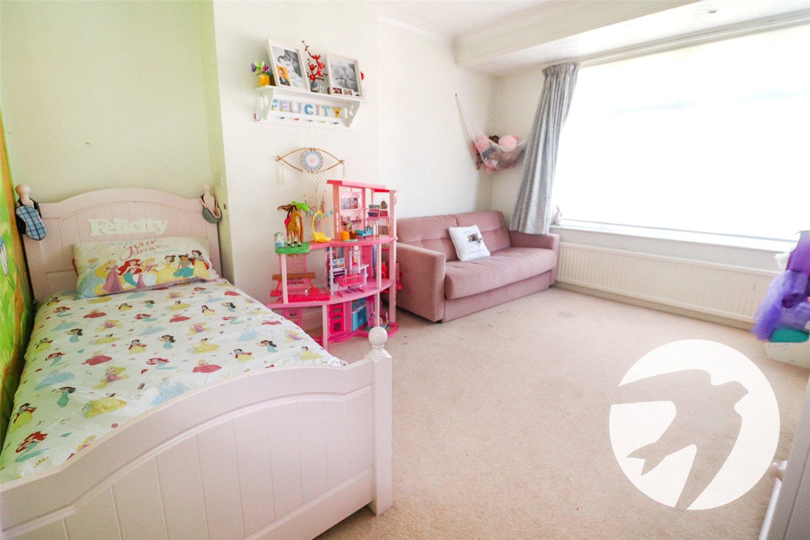4 bedroom house for sale in Northumberland Heath | Robinson Jackson