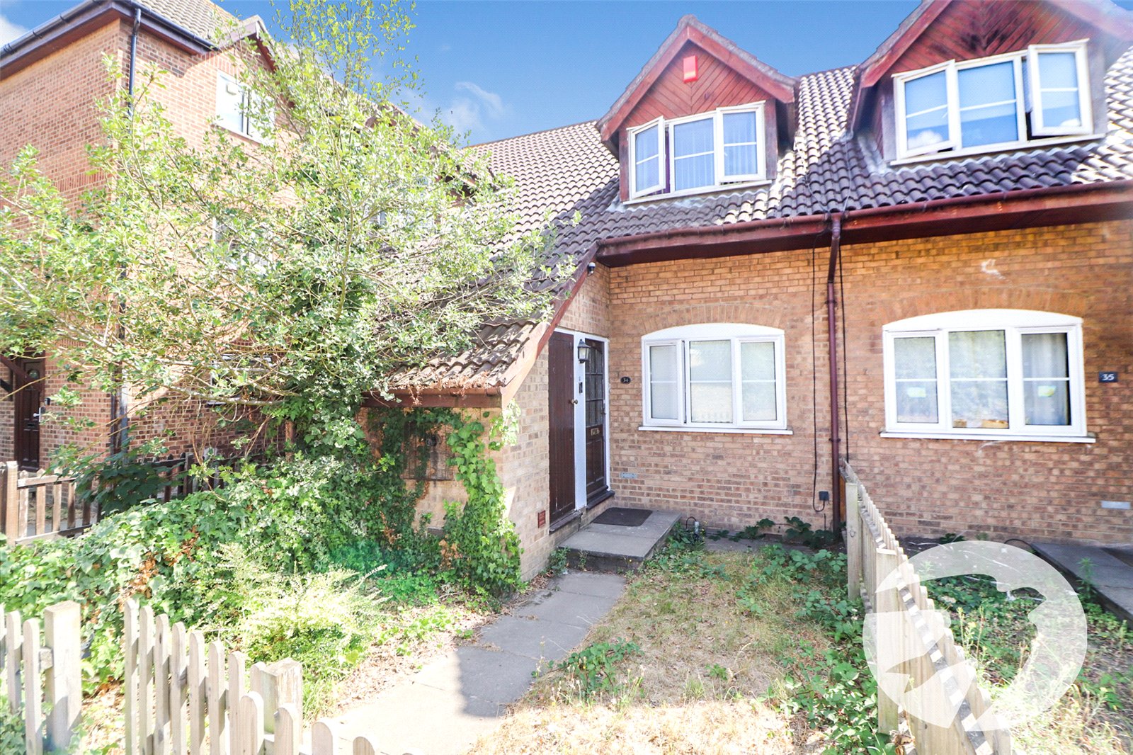2 bedroom house for sale in Erith | Robinson Jackson