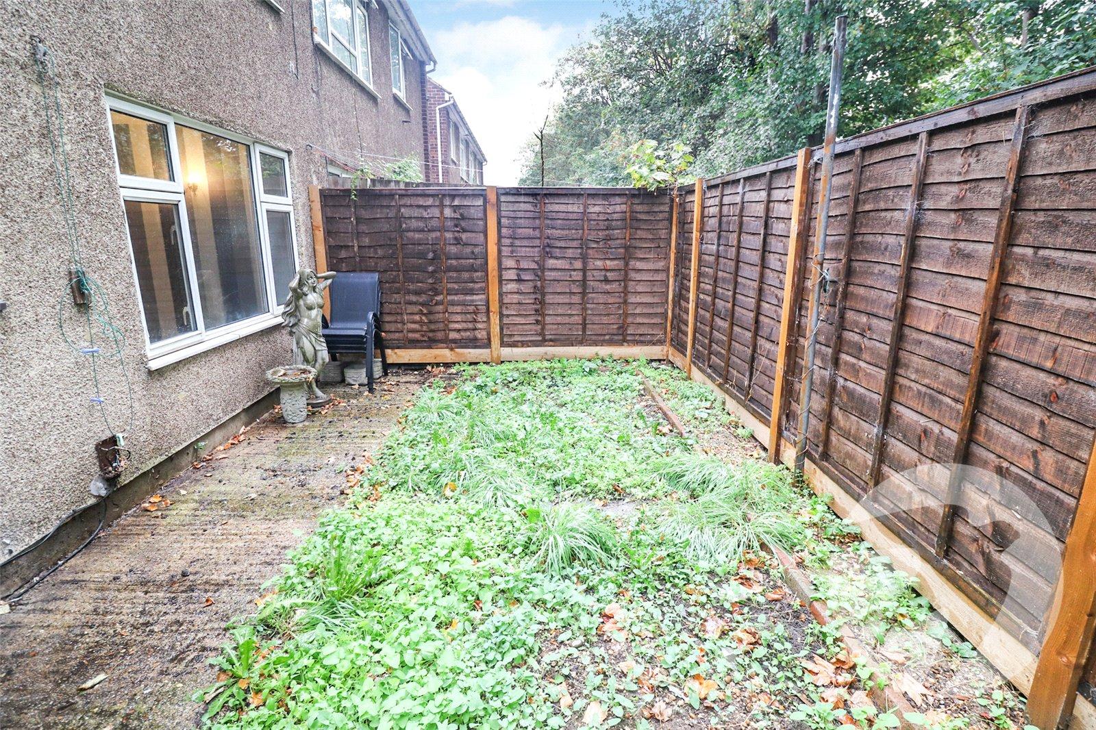 2 bedroom property for sale in Erith | Robinson Jackson
