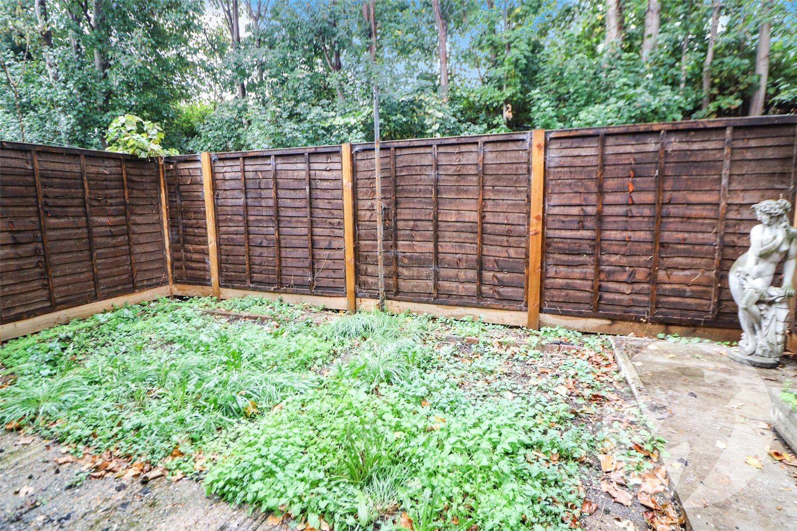 2 bedroom property for sale in Erith | Robinson Jackson