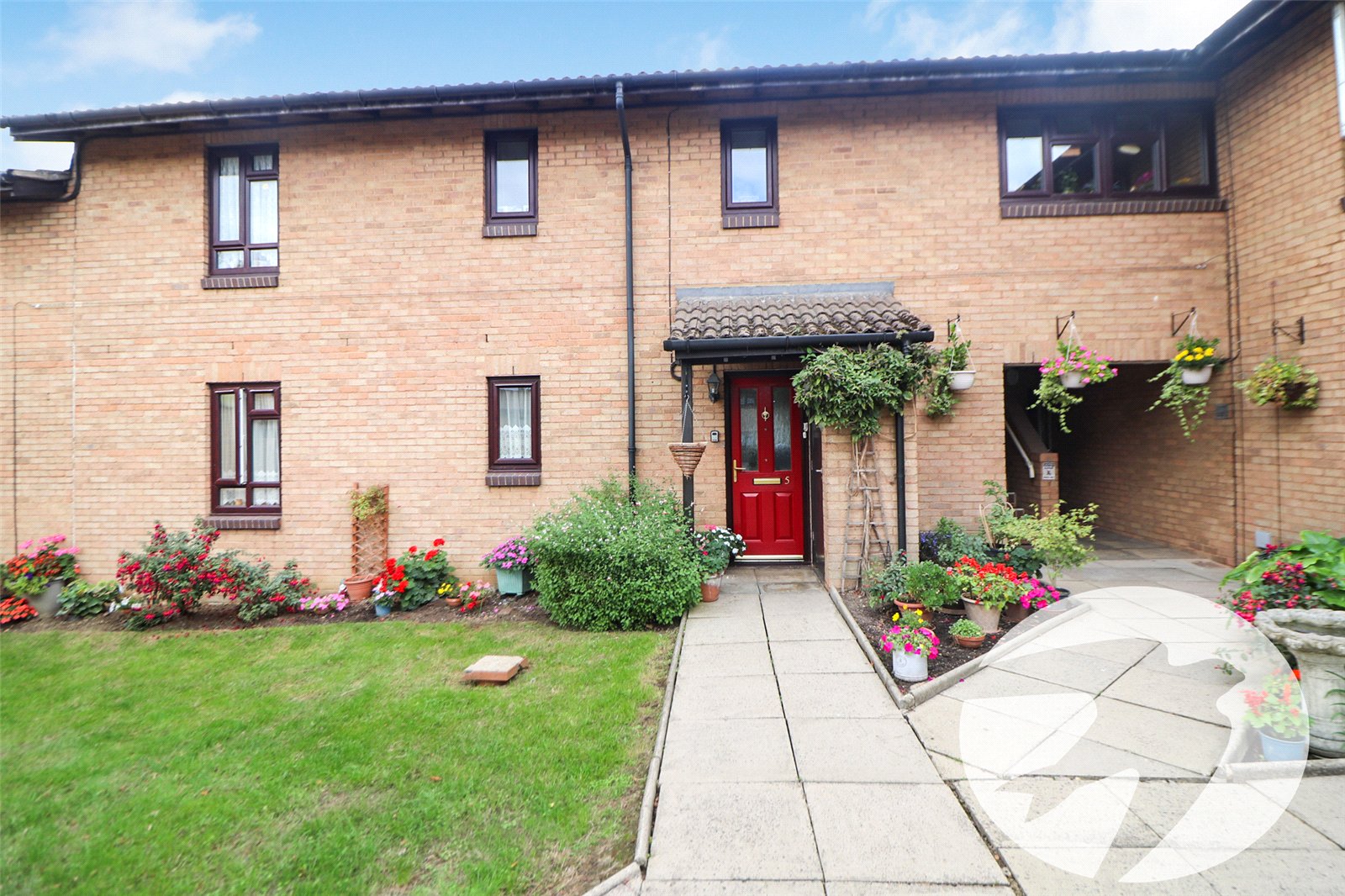 2 bedroom property for sale in  | Robinson Jackson