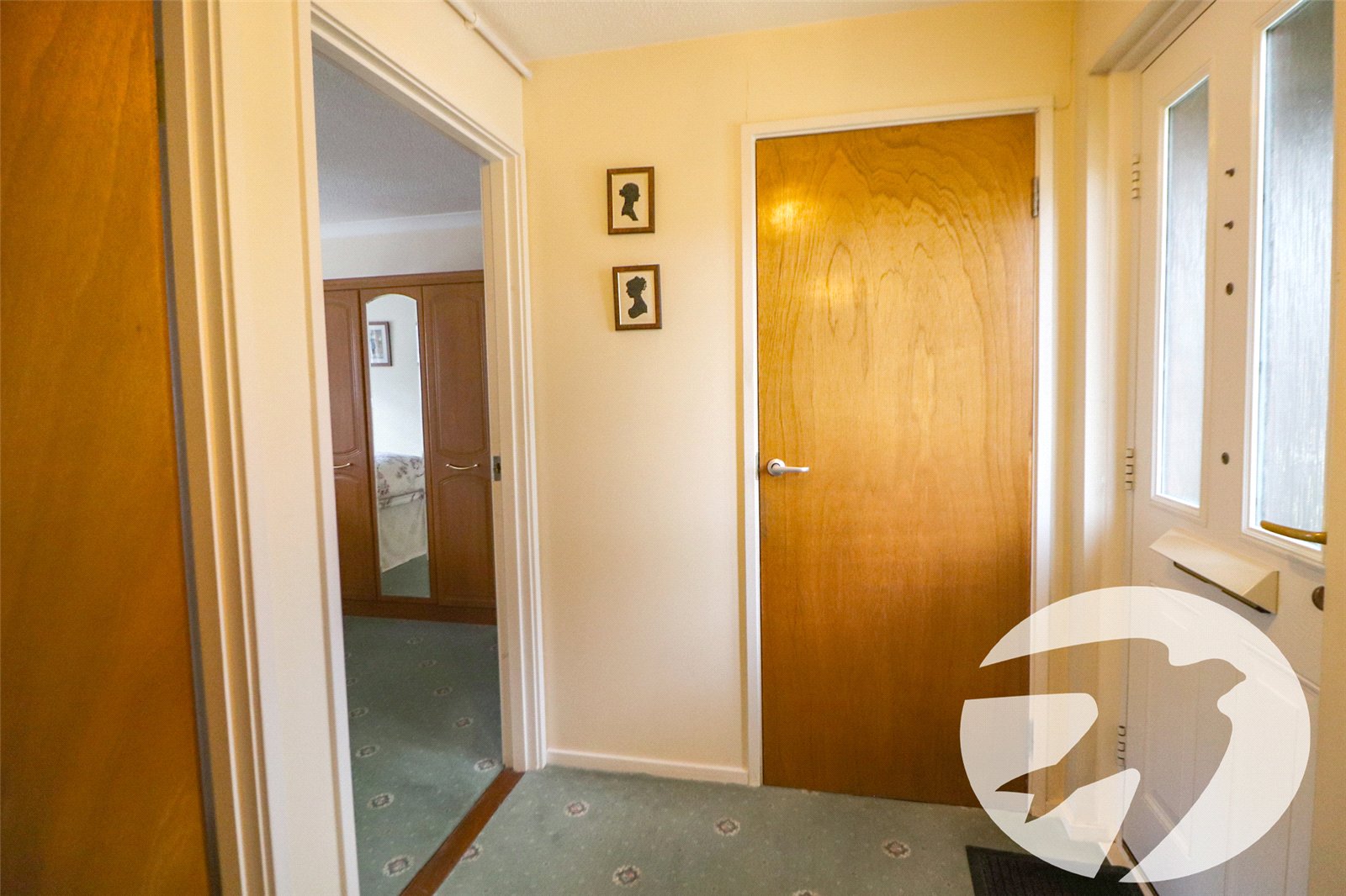 2 bedroom property for sale in  | Robinson Jackson