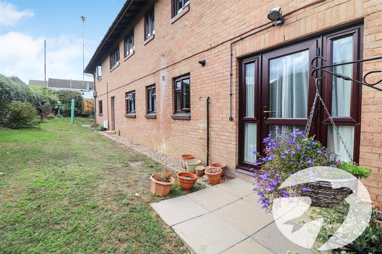 2 bedroom property for sale in  | Robinson Jackson