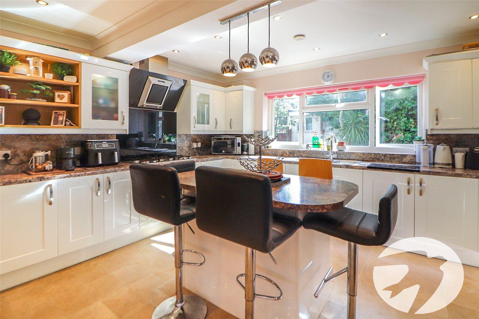 3 bedroom house for sale in Erith | Robinson Jackson