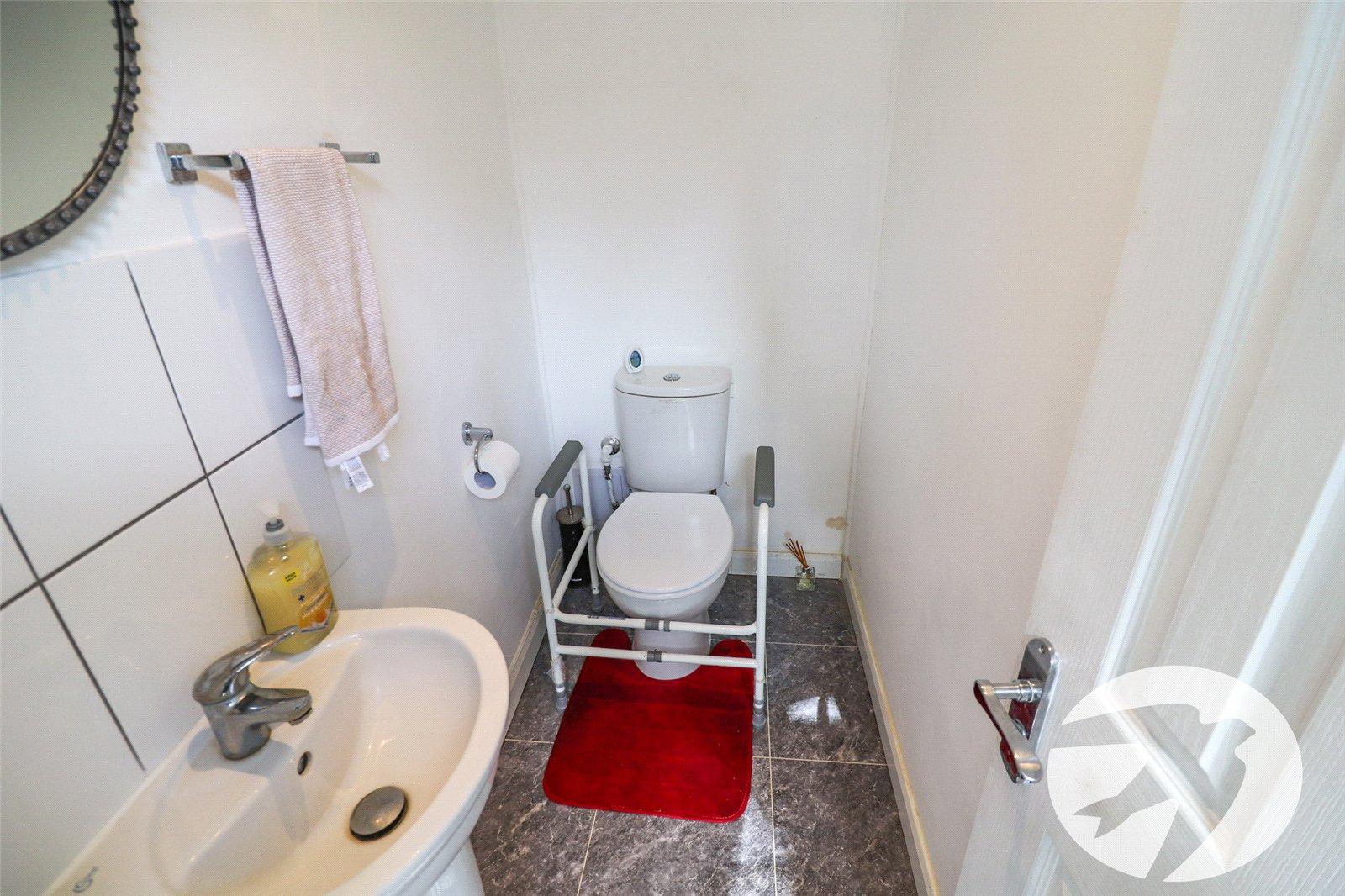 3 bedroom house for sale in Erith | Robinson Jackson