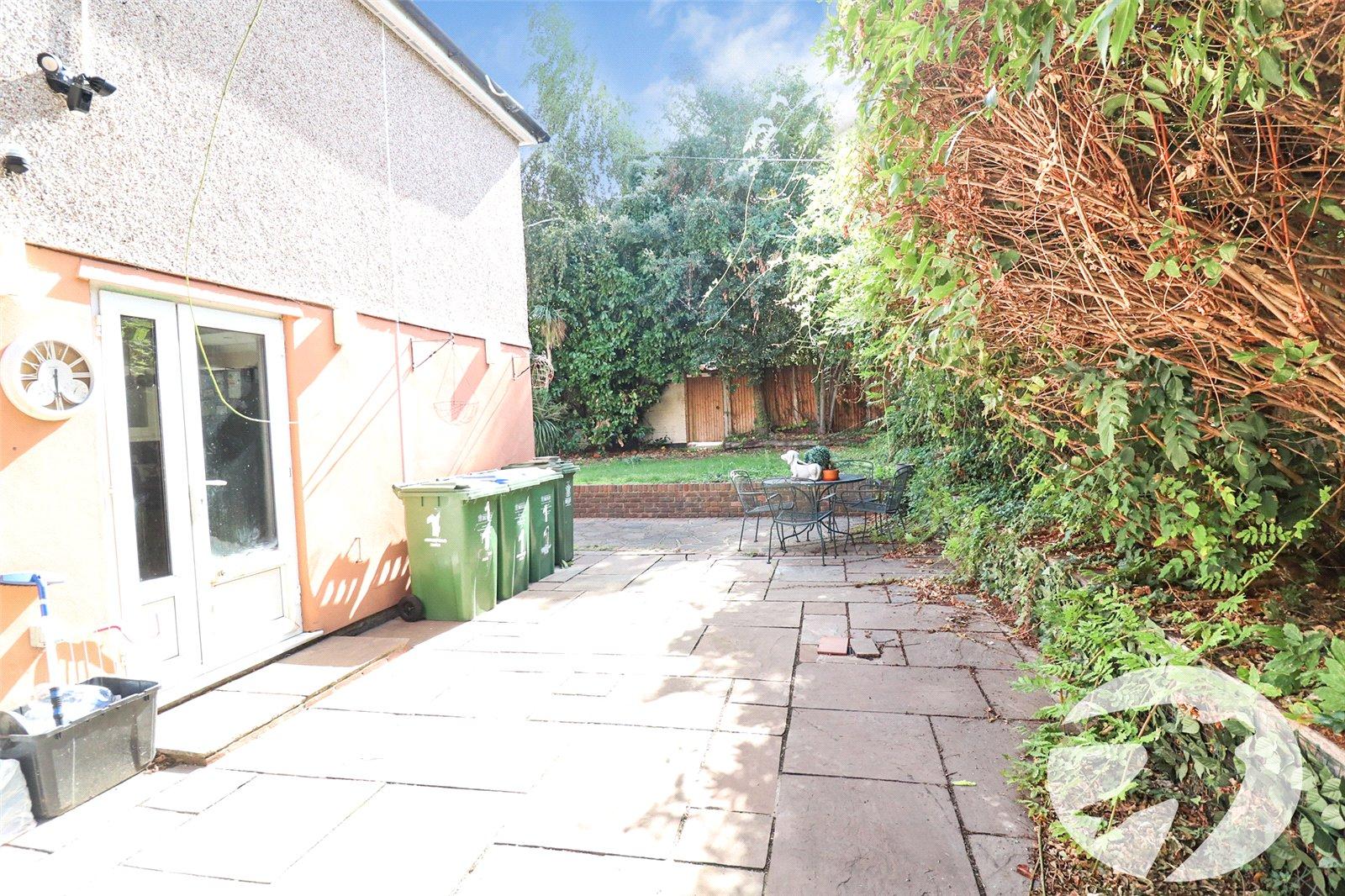 3 bedroom house for sale in Erith | Robinson Jackson