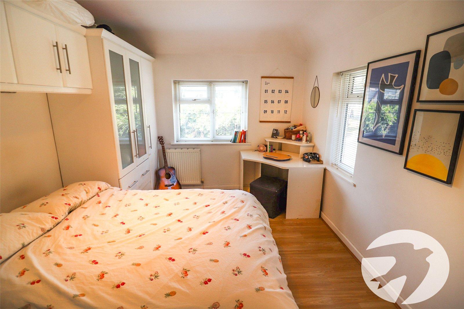 3 bedroom house for sale in Erith | Robinson Jackson