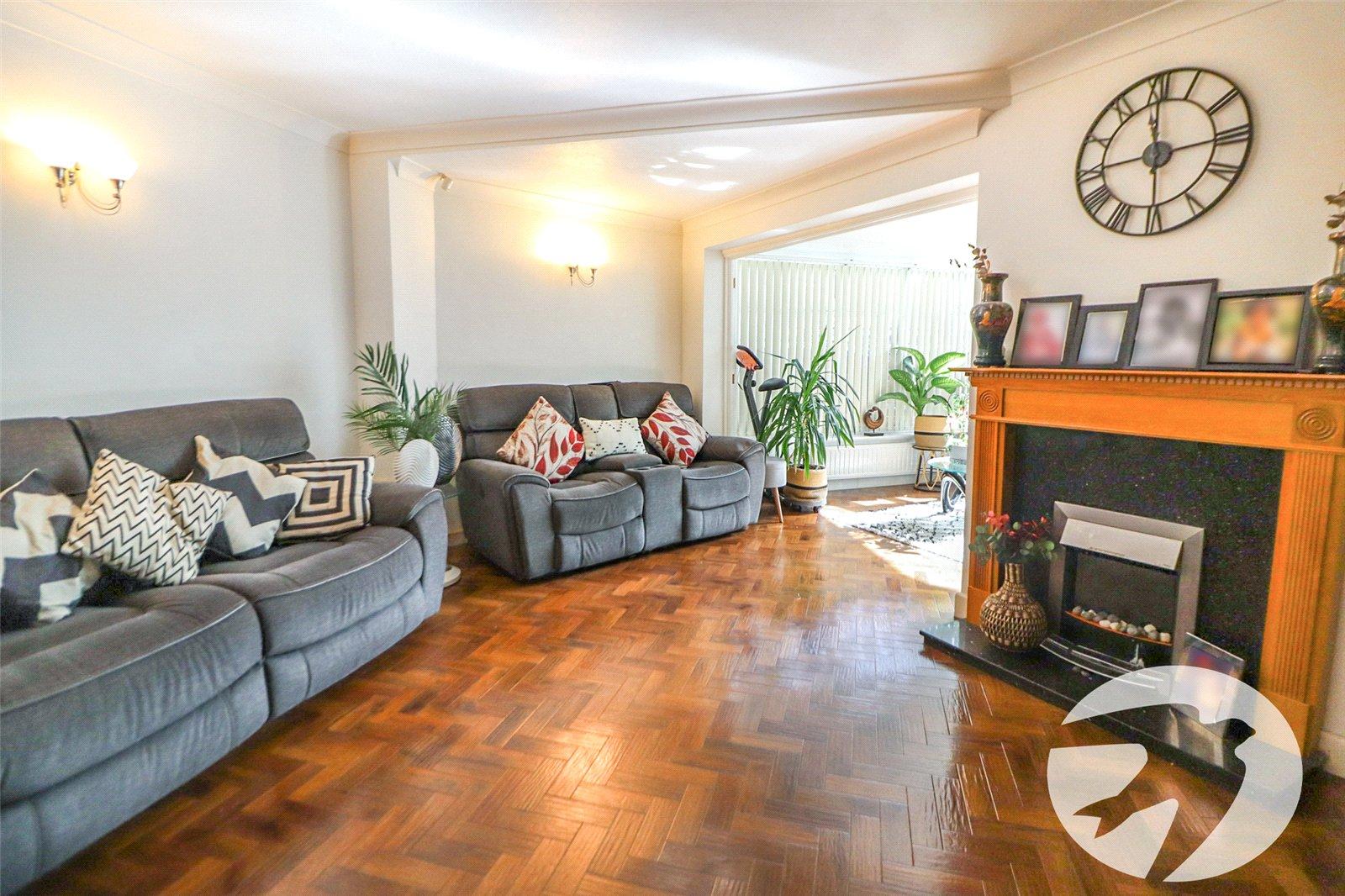 3 bedroom house for sale in Erith | Robinson Jackson