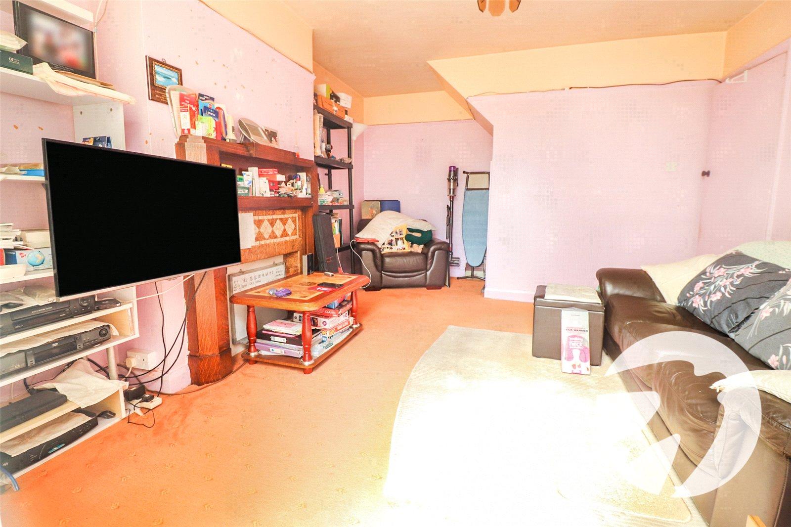 3 bedroom house for sale in Northumberland Heath | Robinson Jackson
