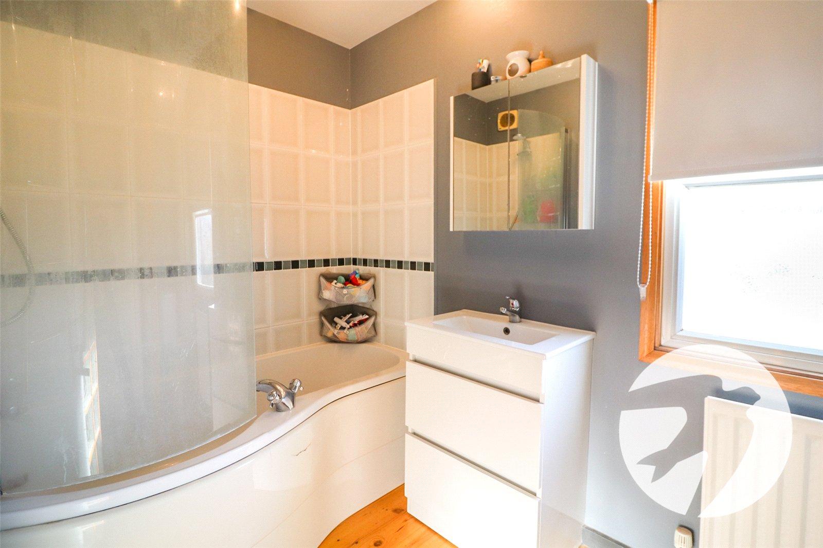 3 bedroom house for sale in Erith | Robinson Jackson