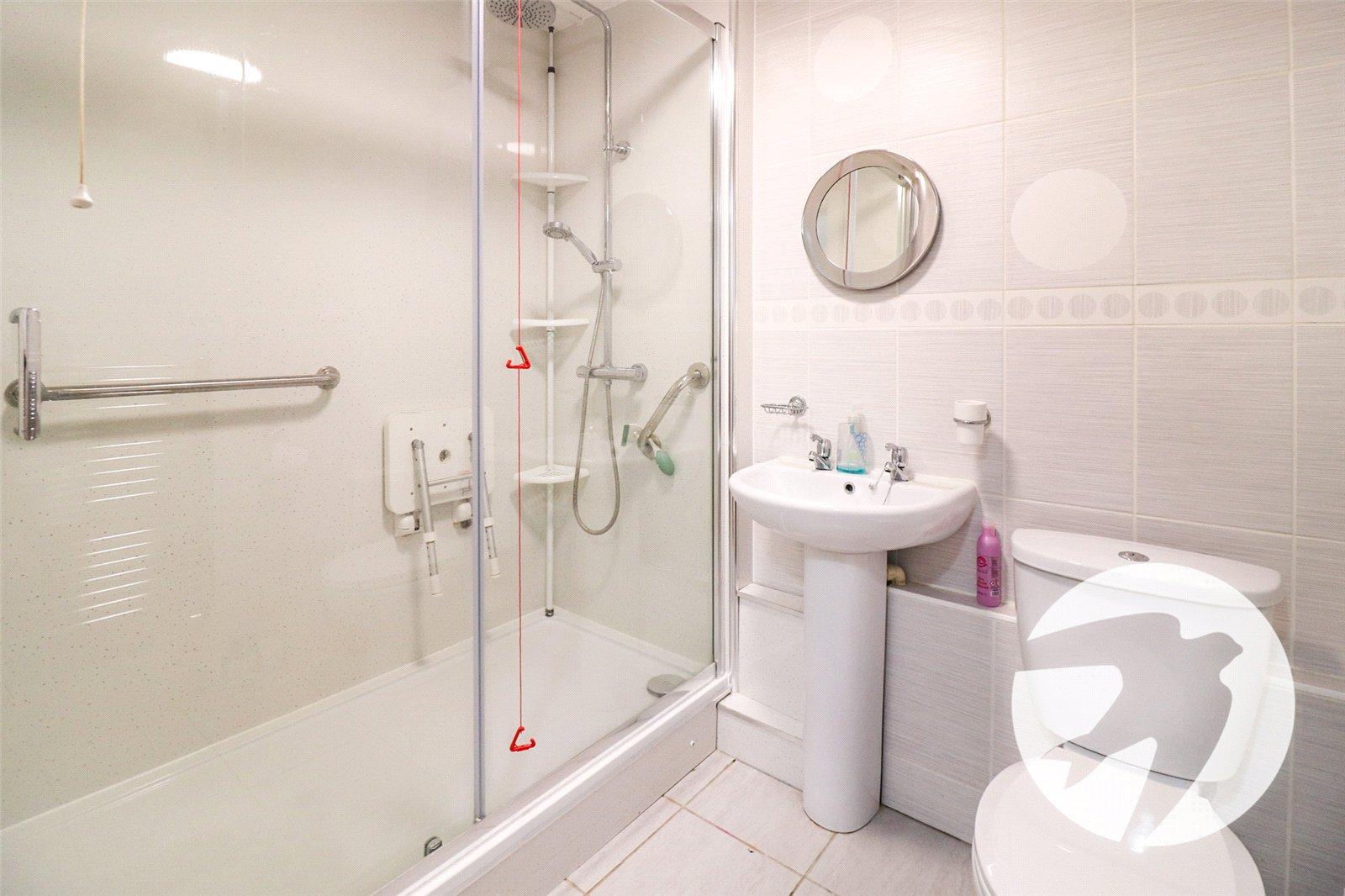 2 bedroom property for sale in Erith | Robinson Jackson