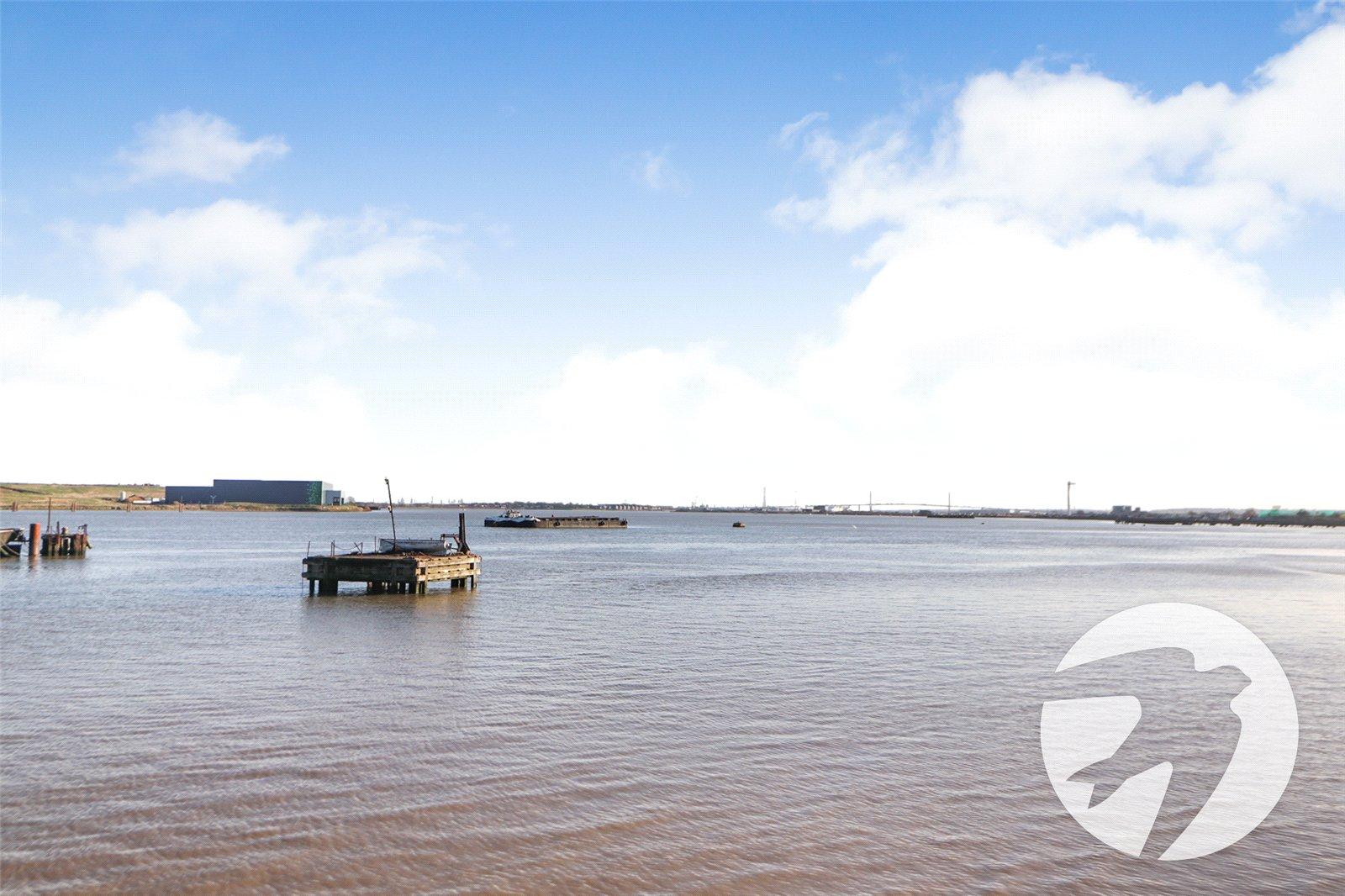 2 bedroom property for sale in Erith | Robinson Jackson