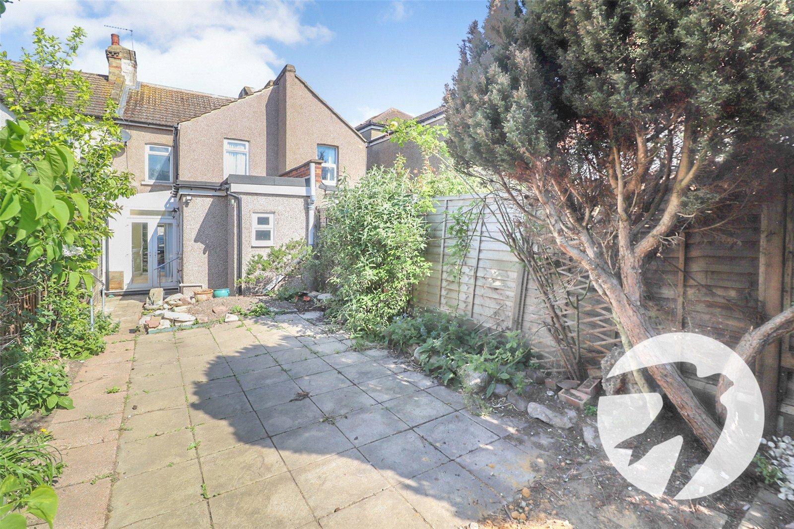 3 bedroom house for sale in Erith | Robinson Jackson