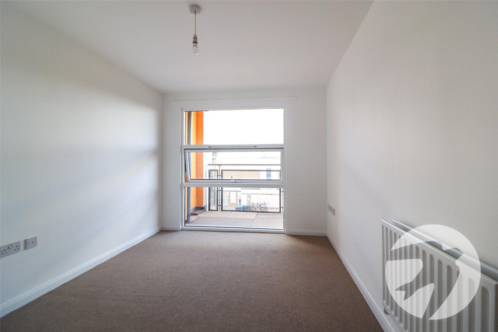 2 bedroom property for sale in 102 High Street | Robinson Jackson