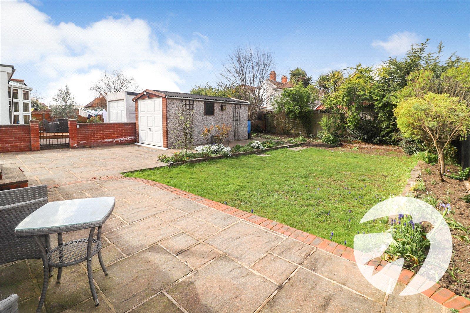 2 bedroom bungalow for sale in Erith | Robinson Jackson